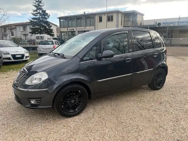 Lancia MUSA Musa II 1.4 16v Platino ecochic Gpl