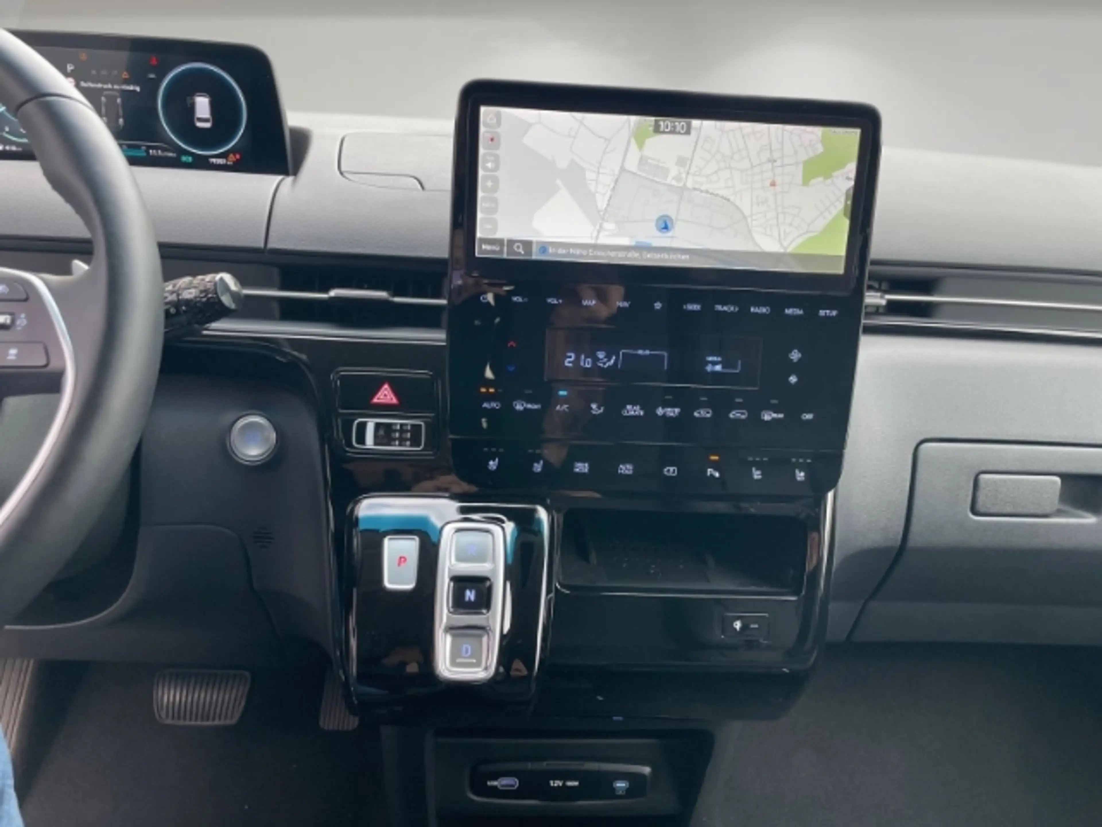Hyundai STARIA Prime HEV 1,6 Automatik/9-Sitzer/Leder/Navi/ACC/PD — photo 9