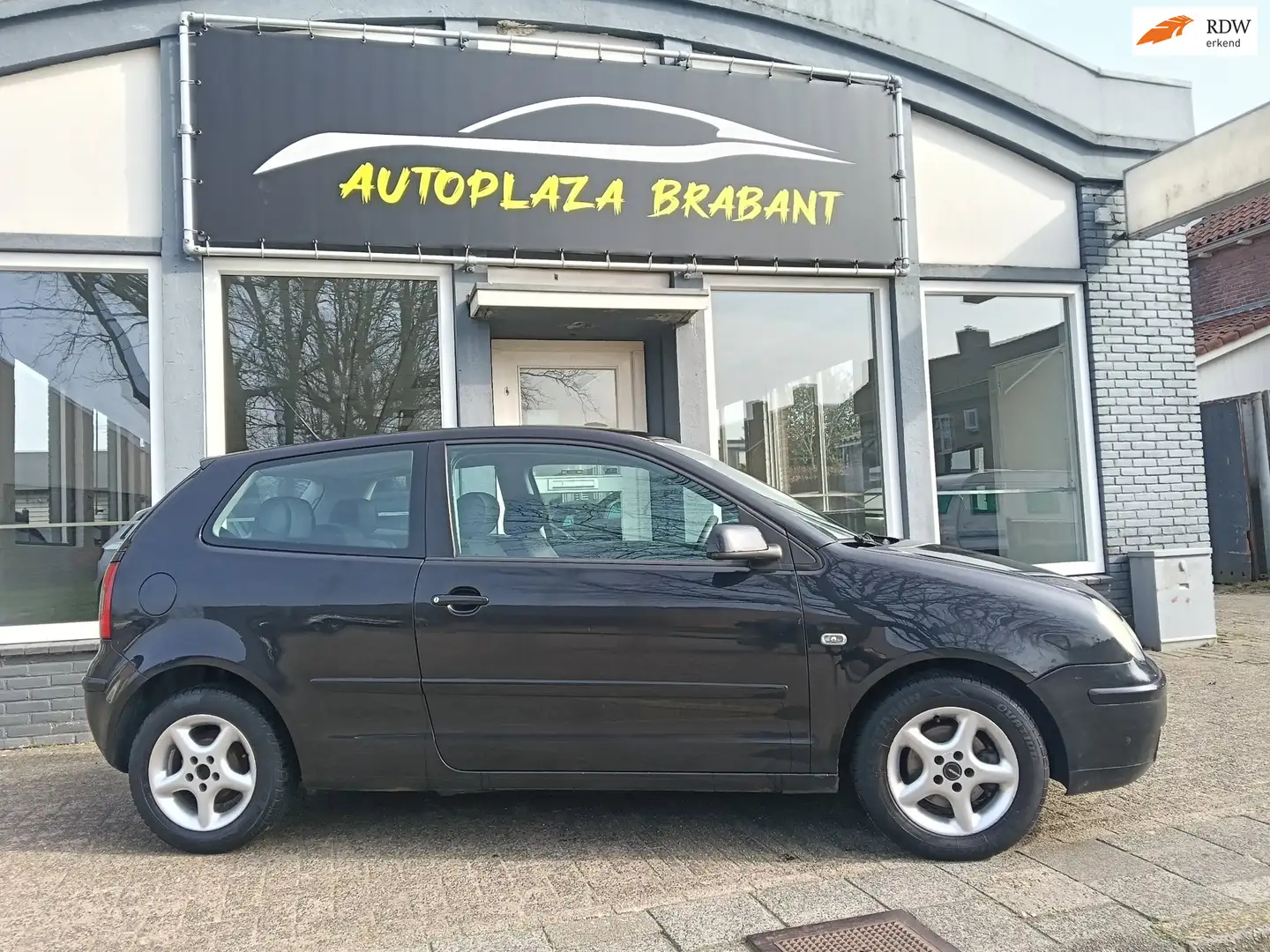 Volkswagen Polo 1.2-12V Athene/ AIRCO/ USB/ AUX/ ZUINIG/ NAP/ MEEN Schwarz - 1