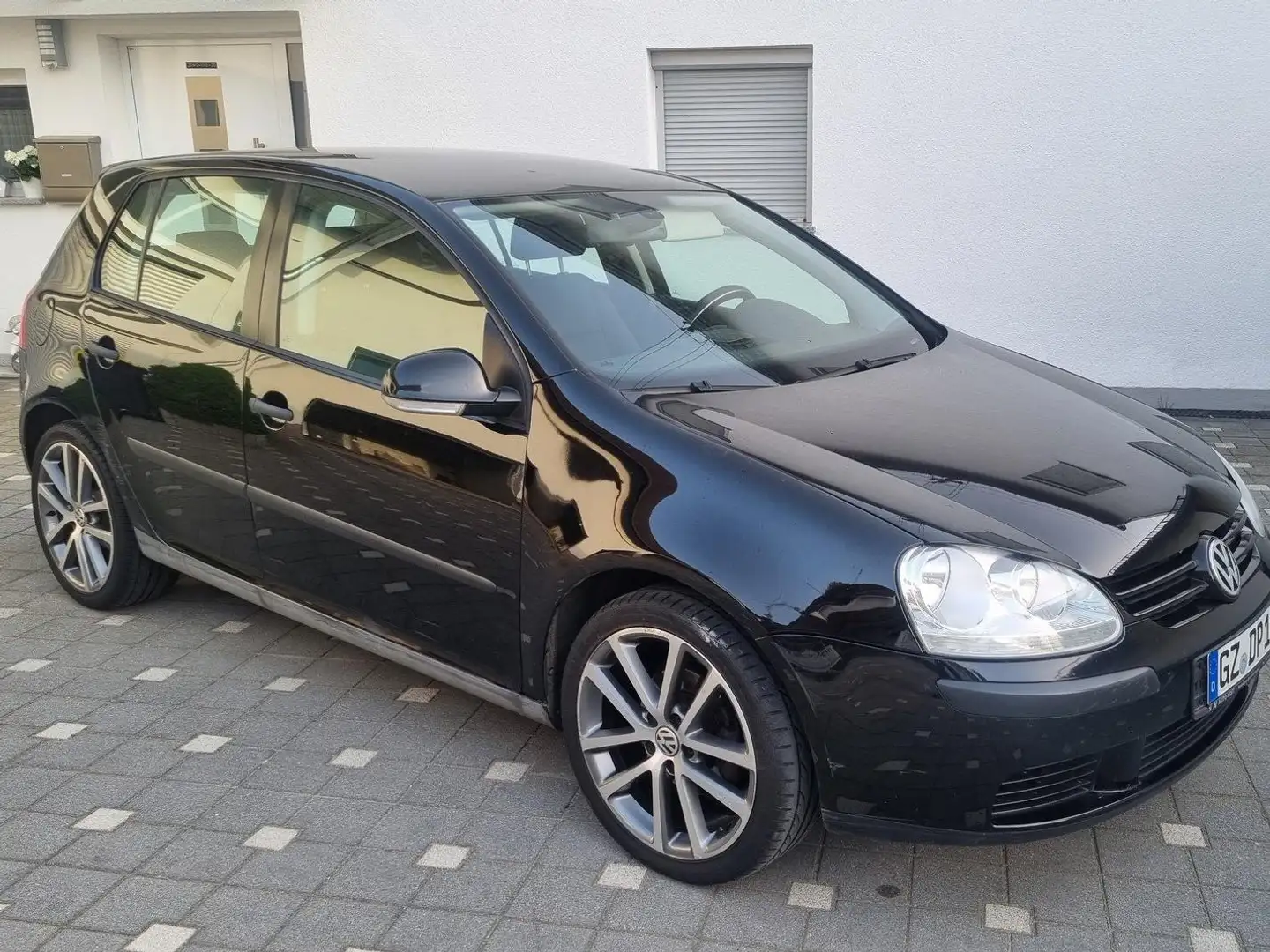 Volkswagen Golf TrendlineKlimaautomatik 4-trg. SH EURO4 Schwarz - 2