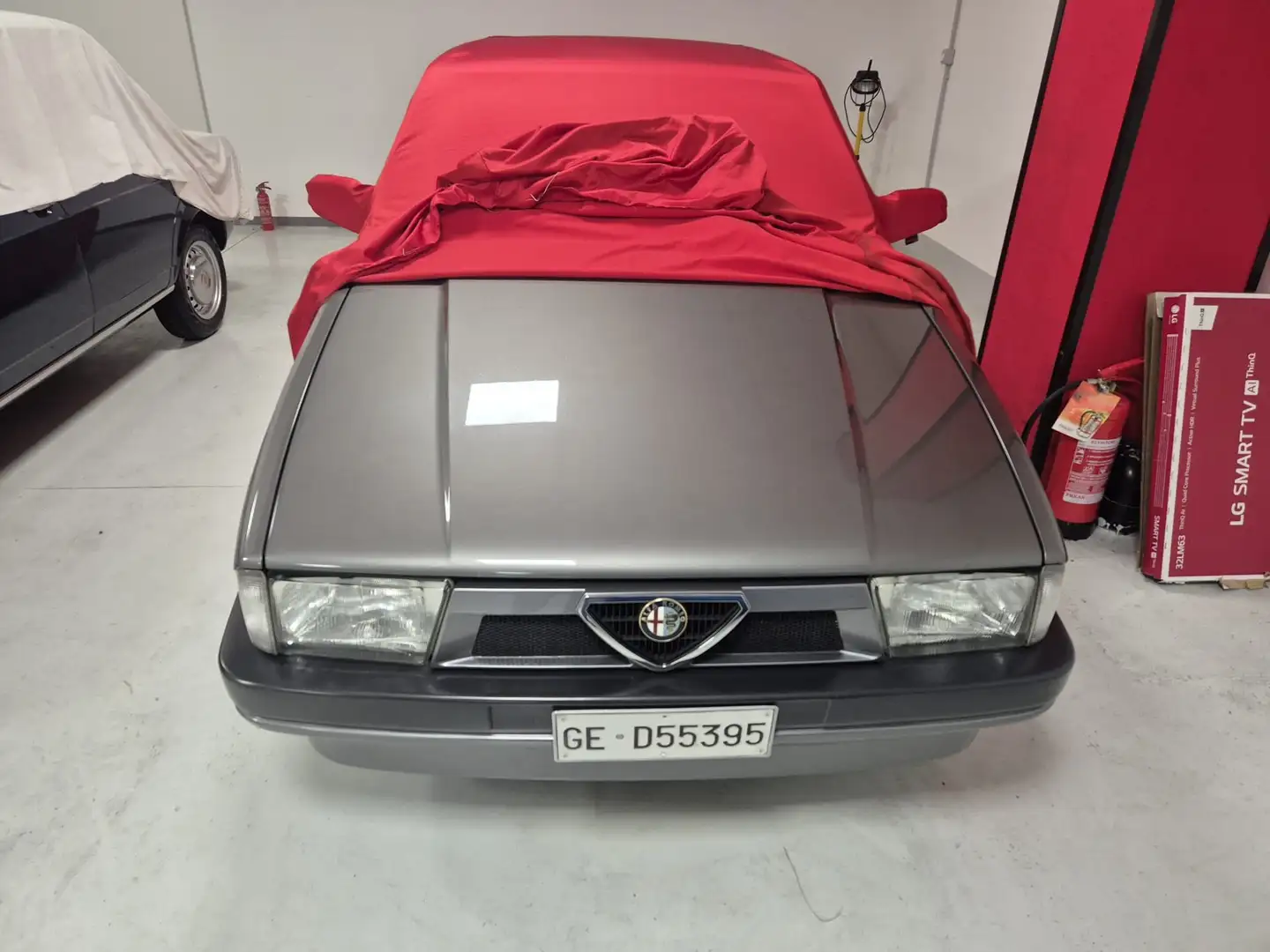 Alfa Romeo 75 75 2.0i ts Grigio - 1