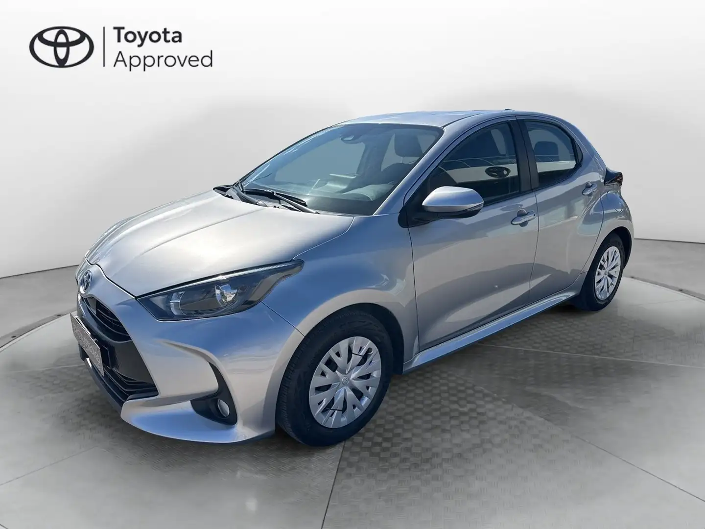Toyota Yaris Yaris 1.5 Hybrid 5 porte Active Argent - 1