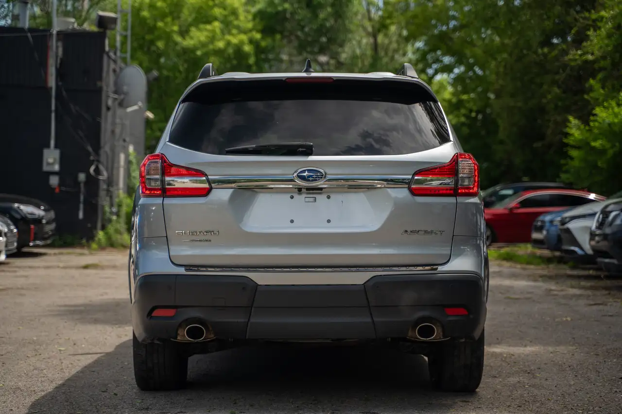 Subaru Ascent photo Subaru Ascent