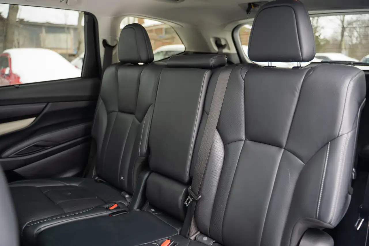 Subaru Ascent снимка Subaru Ascent