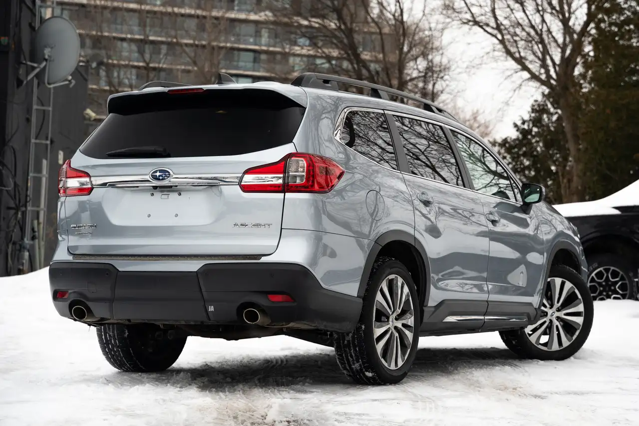 Subaru Ascent снимка Subaru Ascent