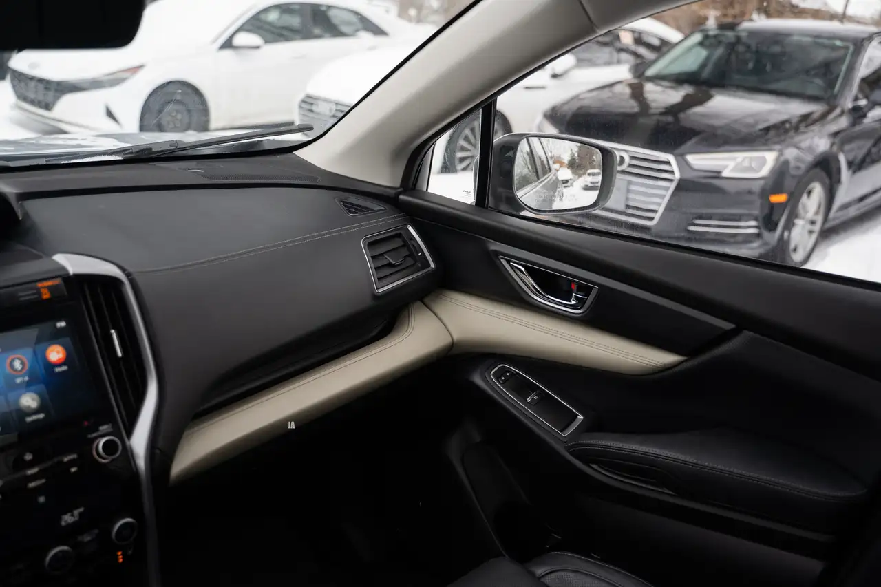 Subaru Ascent снимка Subaru Ascent
