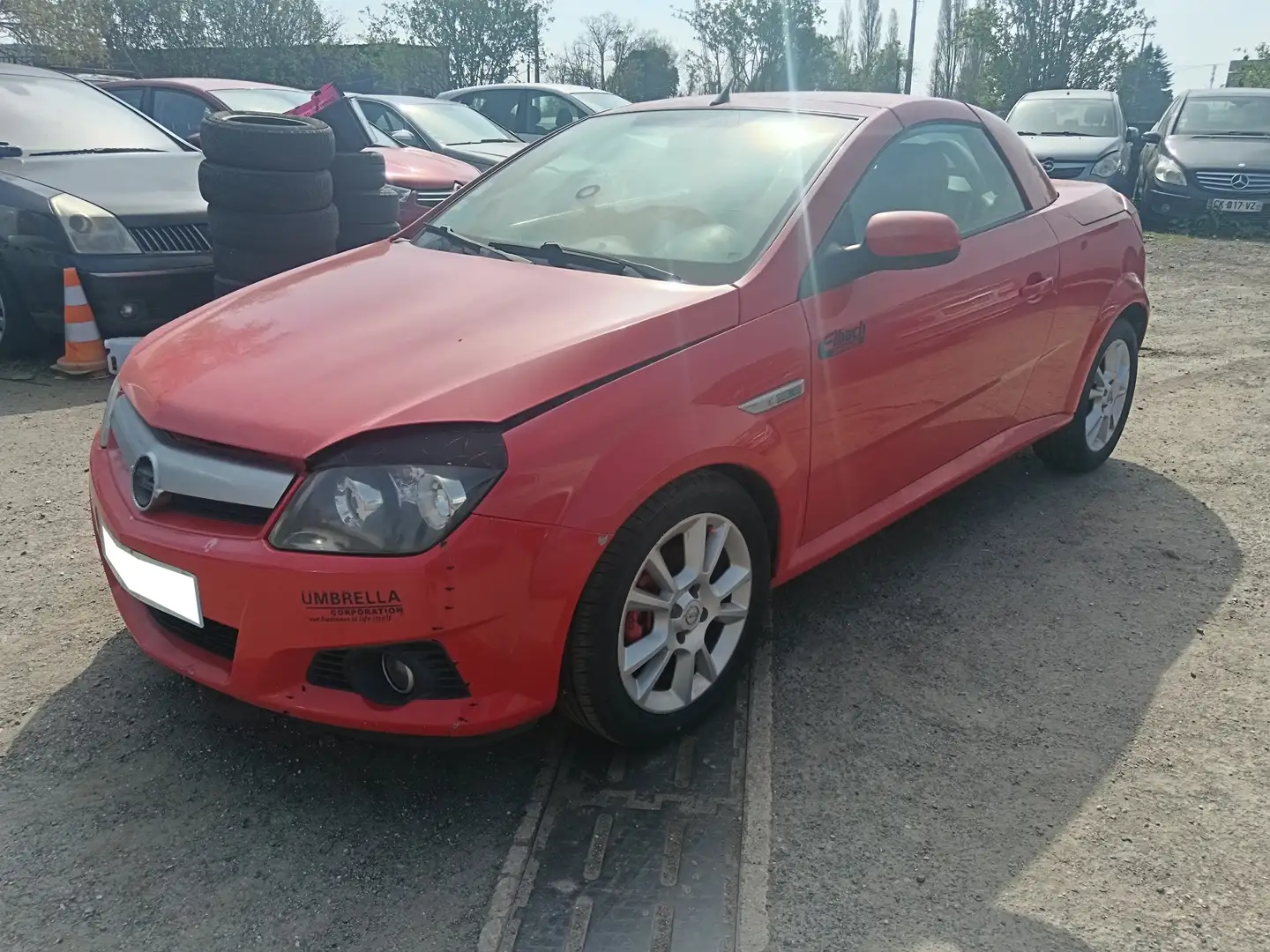 Opel Tigra 1.8 ECOTEC SPORT Rot - 2