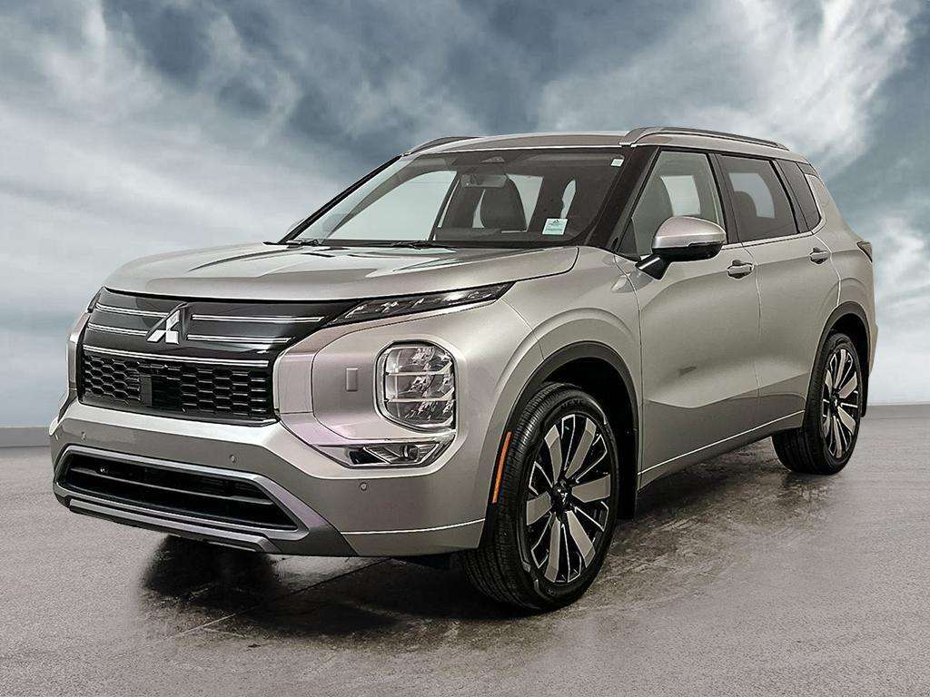Silver 2026 Mitsubishi Outlander SUV / Crossover Continuously Variable Transmission