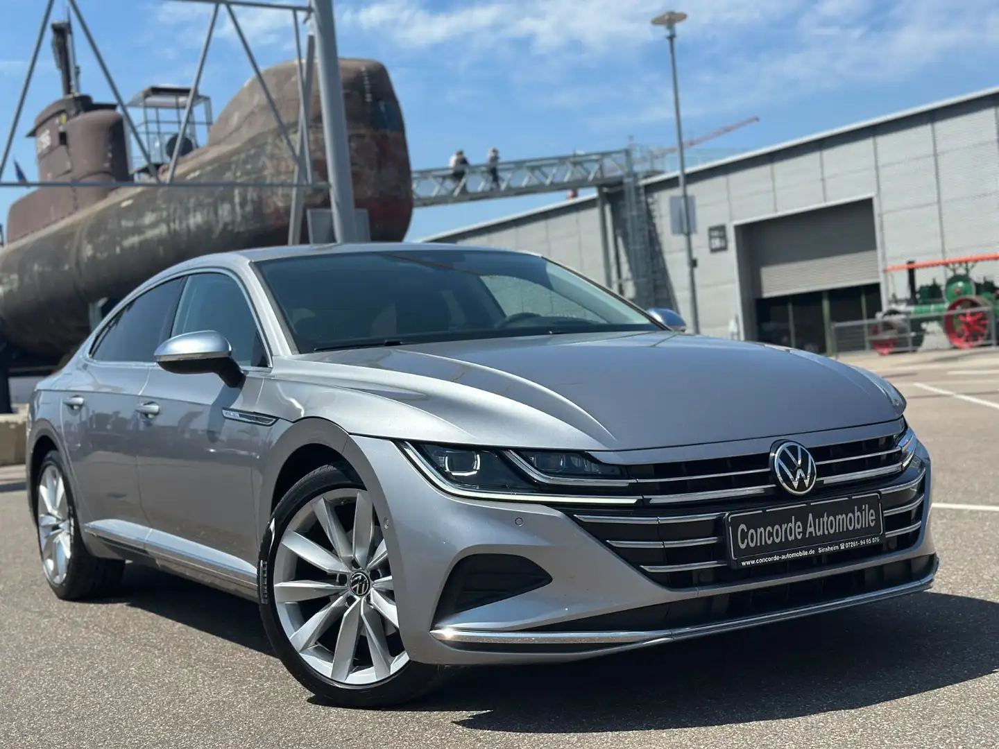 Volkswagen Arteon Elegance MATRIX-LED HEAD-UP KAMERA NAVI Silber - 1