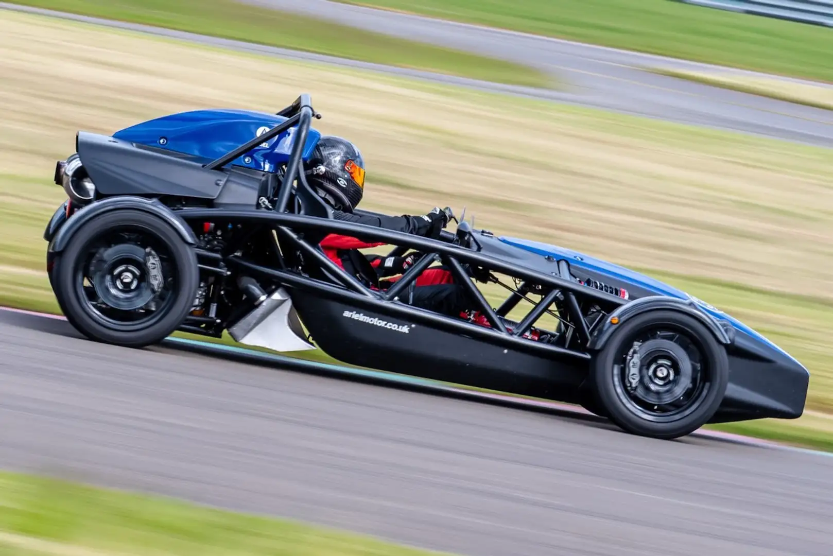 Ariel Motor Atom - 1