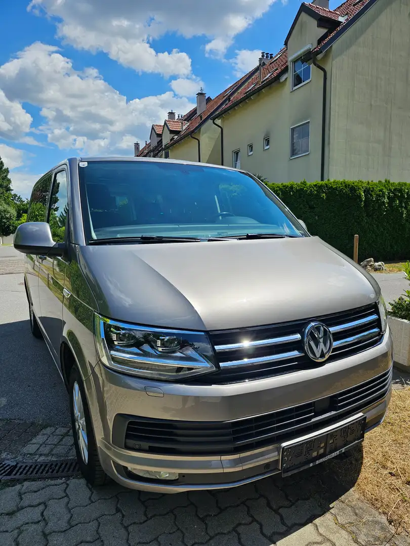 Volkswagen T6 Multivan Comfortline 2,0 TDI BMT DSG Kombi Braun - 1