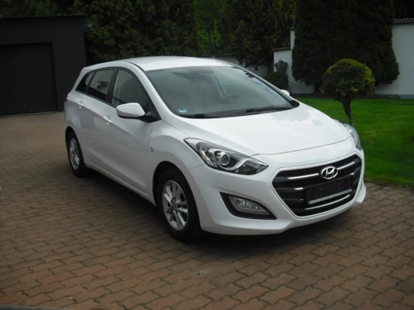 Hyundai i30 blue Classic Fehér - 2