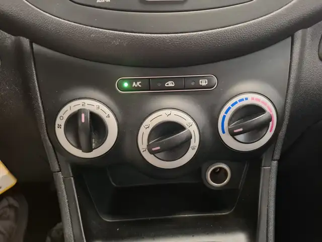 Hyundai I10 view 16