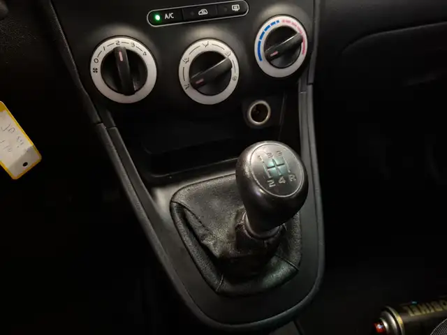 Hyundai I10 view 17