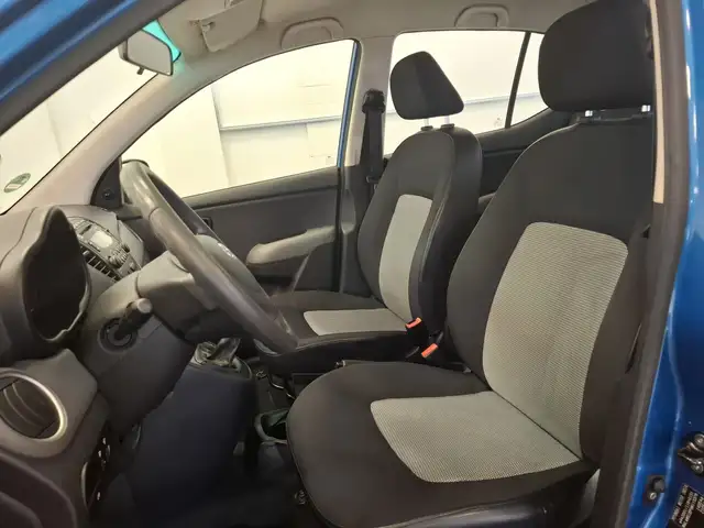 Hyundai I10 view 9