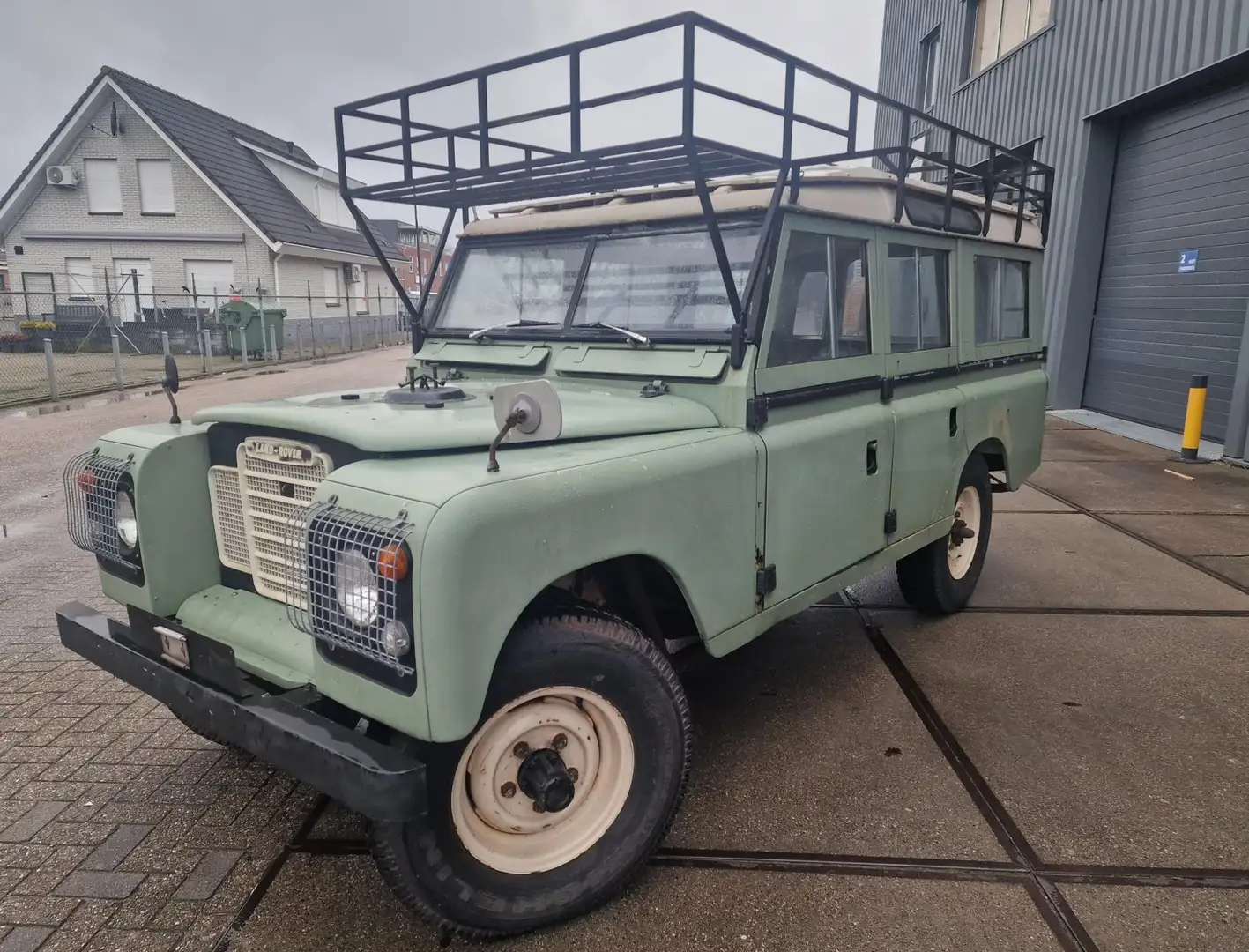 Land Rover Defender Serie 3, 2.6 ltr, benzine, met werk, zeldzaam, net Verde - 1