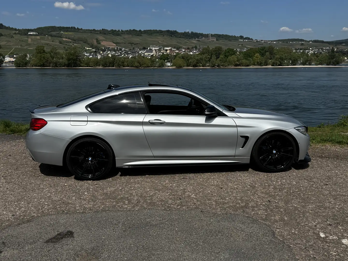 BMW 428 428i Coupe Sport-Aut. Luxury Line - 2