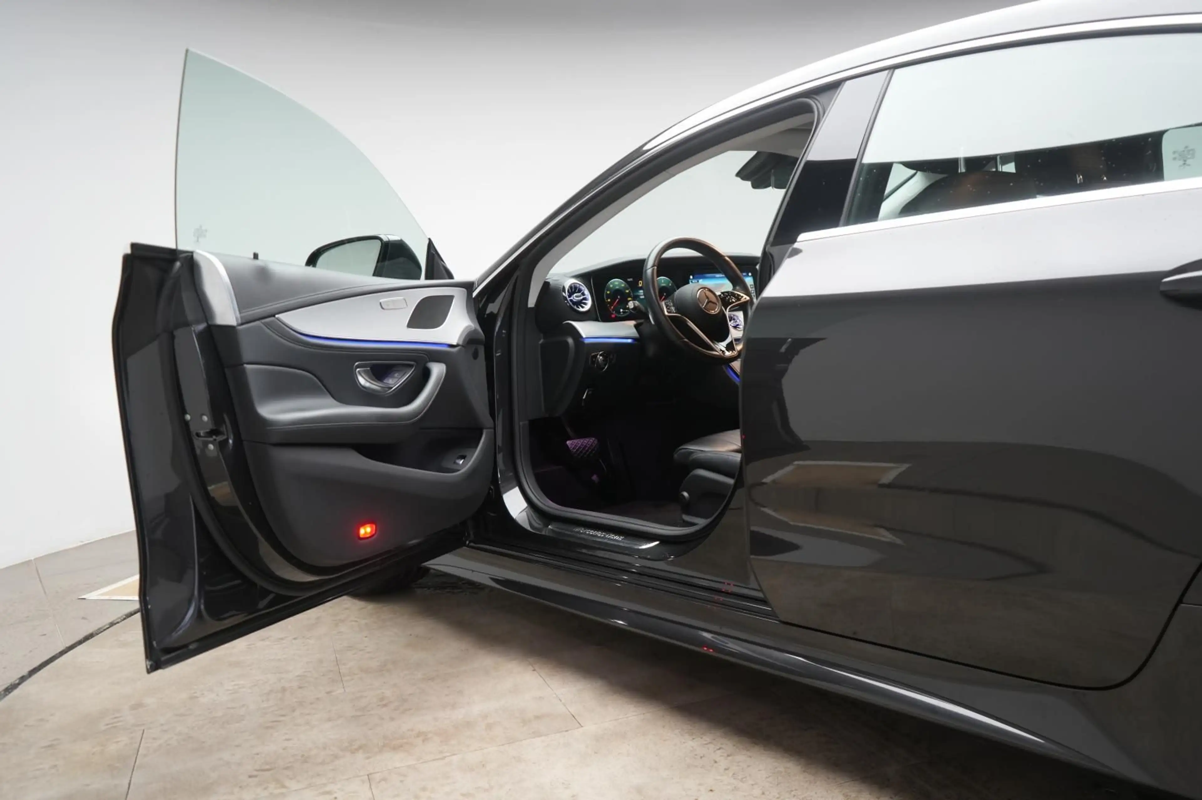 Mercedes-Benz CLS 220 d 9G-Tronic Avantgarde Leder/Temp/Kamera — photo 11