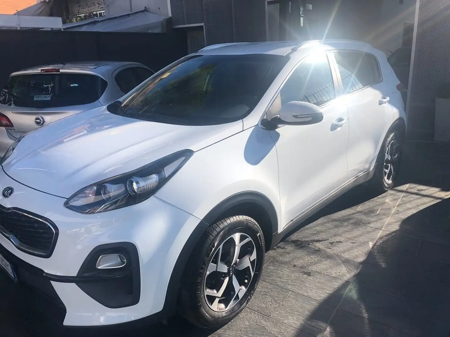 Kia Sportage 1.6 gpl 2wd 132 cv PREZZO REALE Bianco - 2