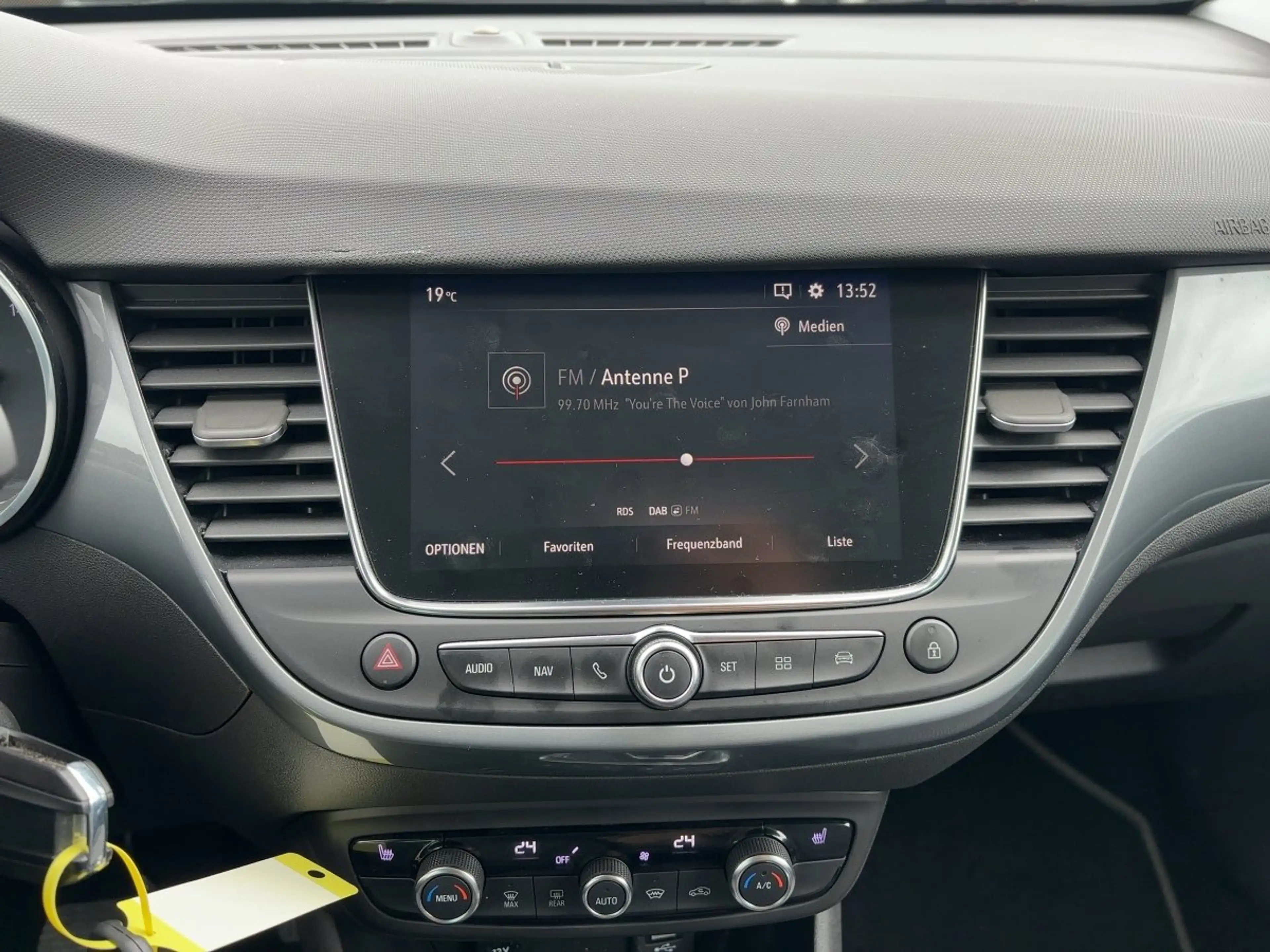Opel Crossland Elegance LED+Kamera+Winterpaket — photo 13