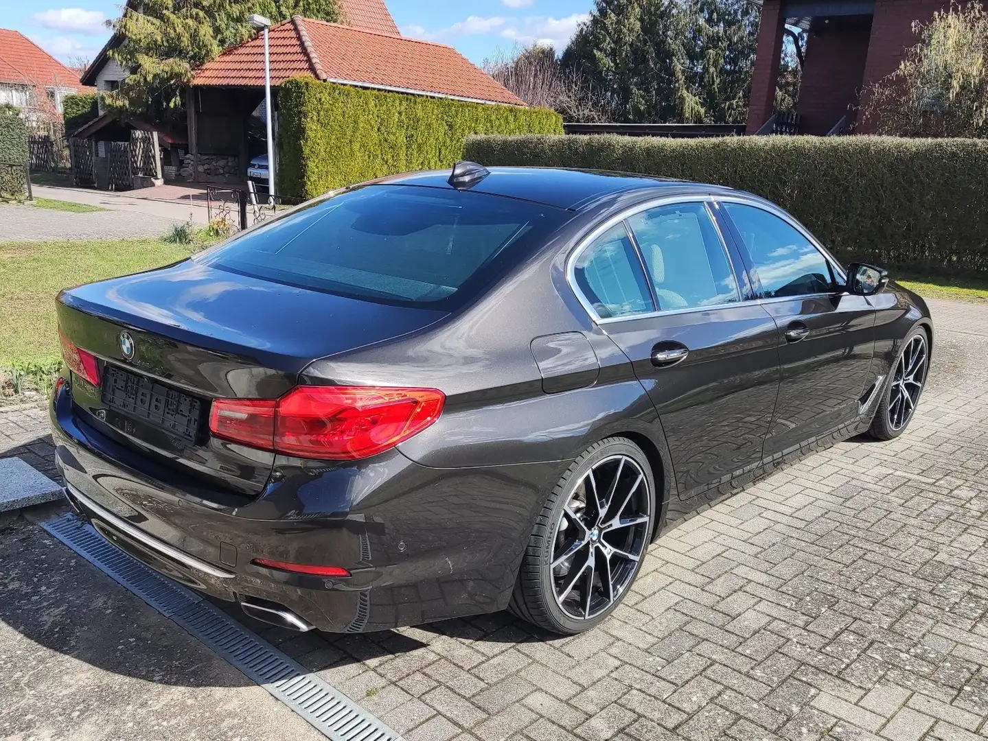 BMW 540 540i Aut. Luxury Line, HeadUp, GSD, LED, Hnědá - 2