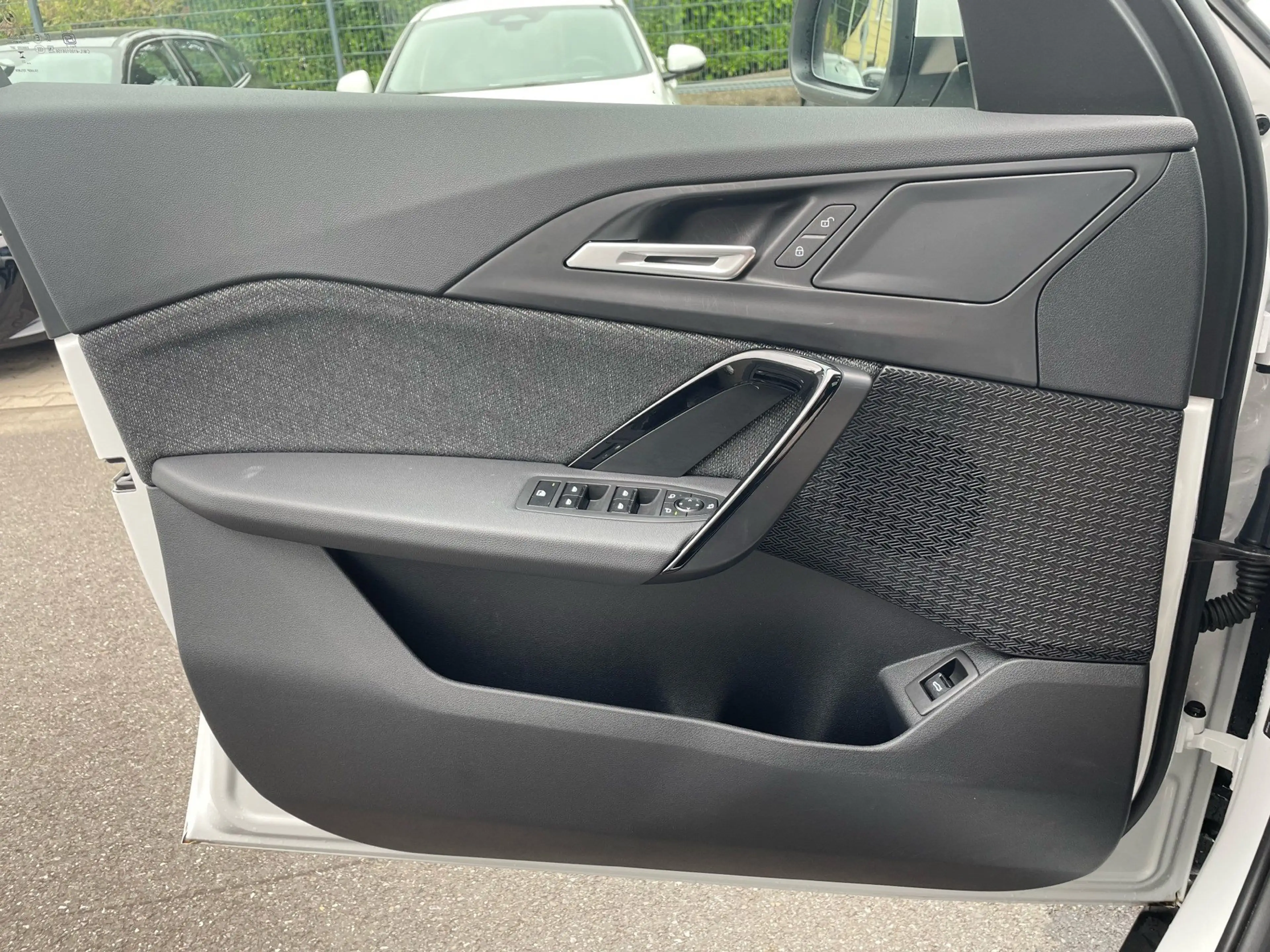 BMW X1 sDrive20d || AHK Keyless adapt.LED — photo 7