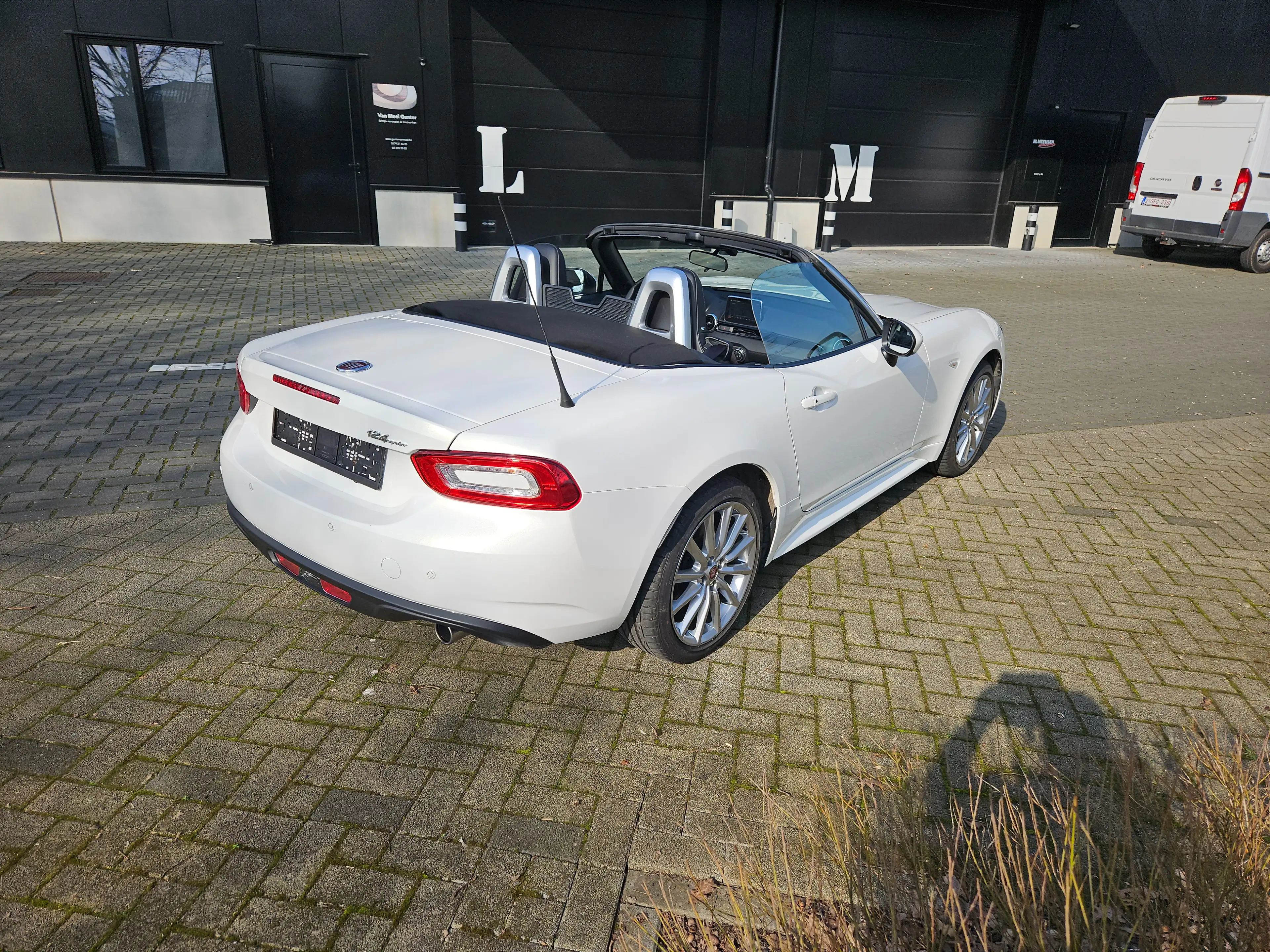 Fiat 124 Spider 124 Spider 1.4 MultiAir Lusso — photo 6