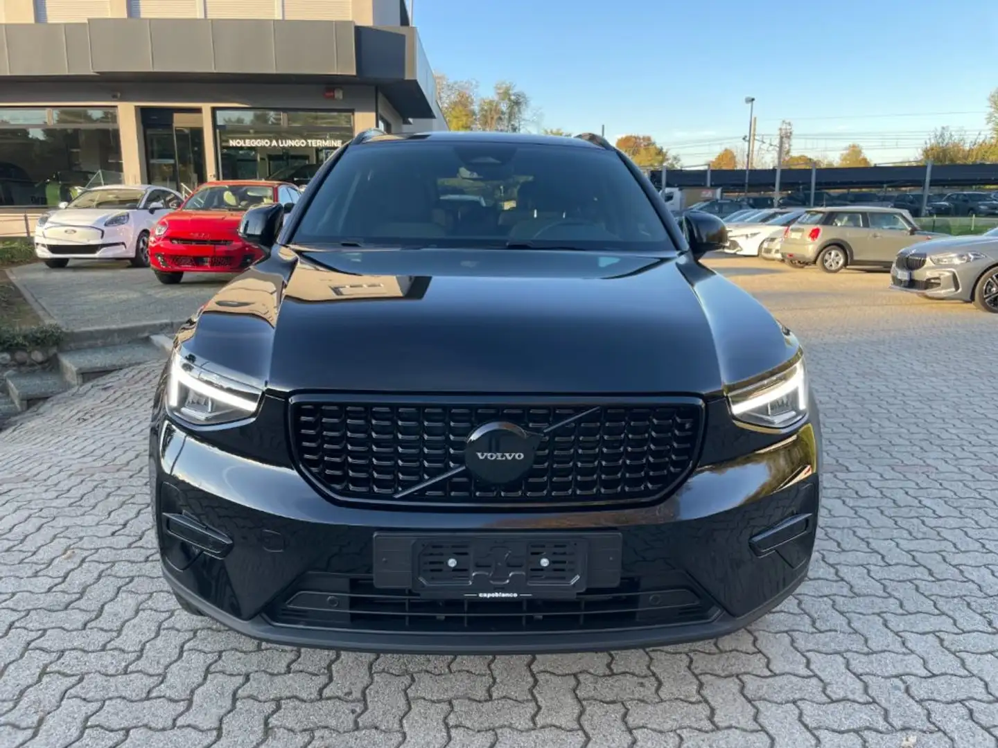 Volvo XC40 B3 automatico BLACK EDITION KM0 PREZZO REALE Negro - 2