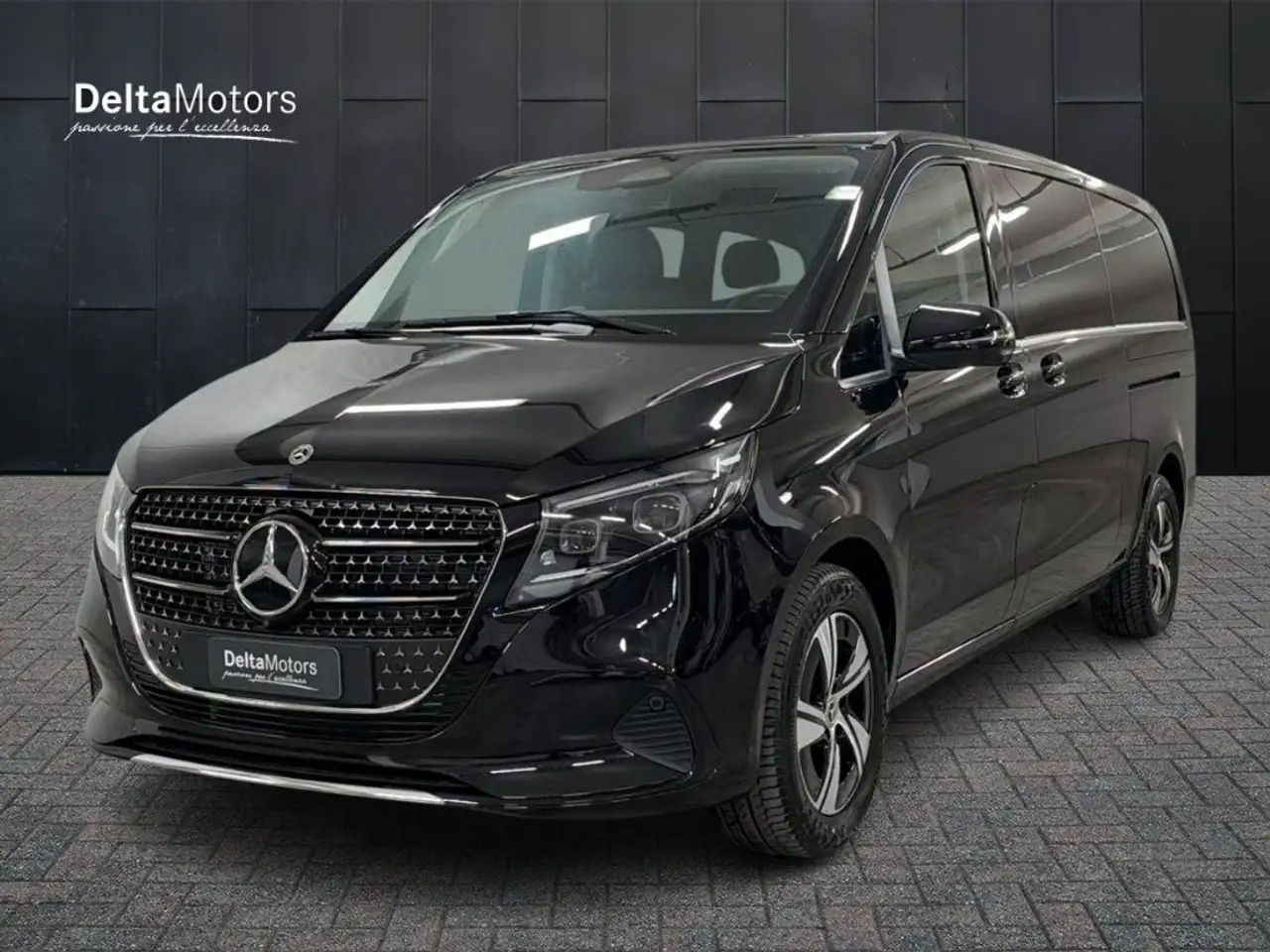 Mercedes-Benz V 250