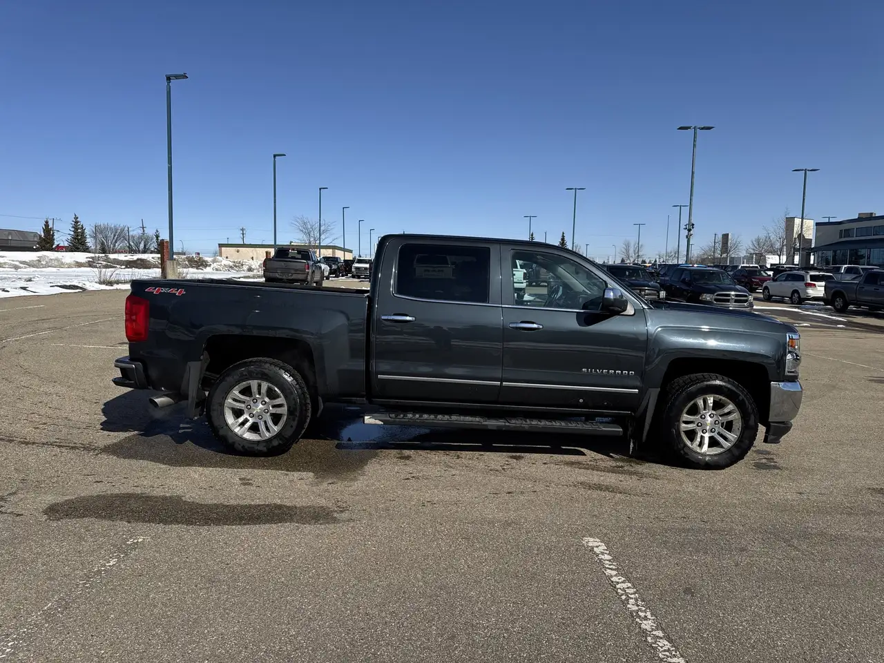 Chevrolet Silverado 1500 снимка Chevrolet Silverado 1500