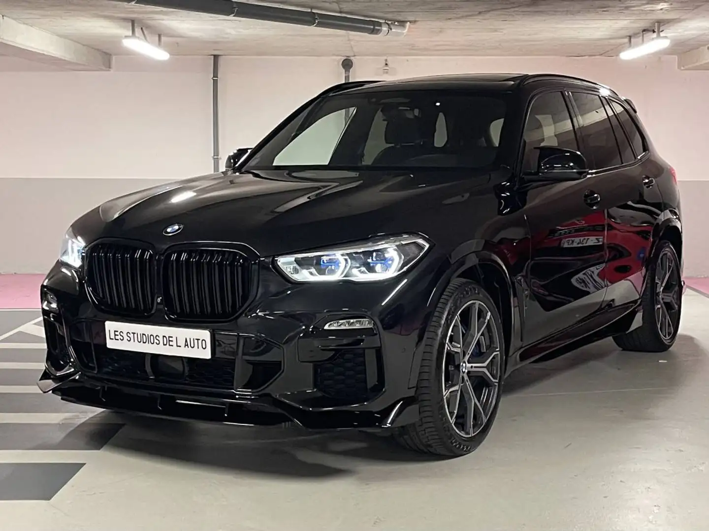 BMW X5 M50iA xDrive 530ch Noir - 1