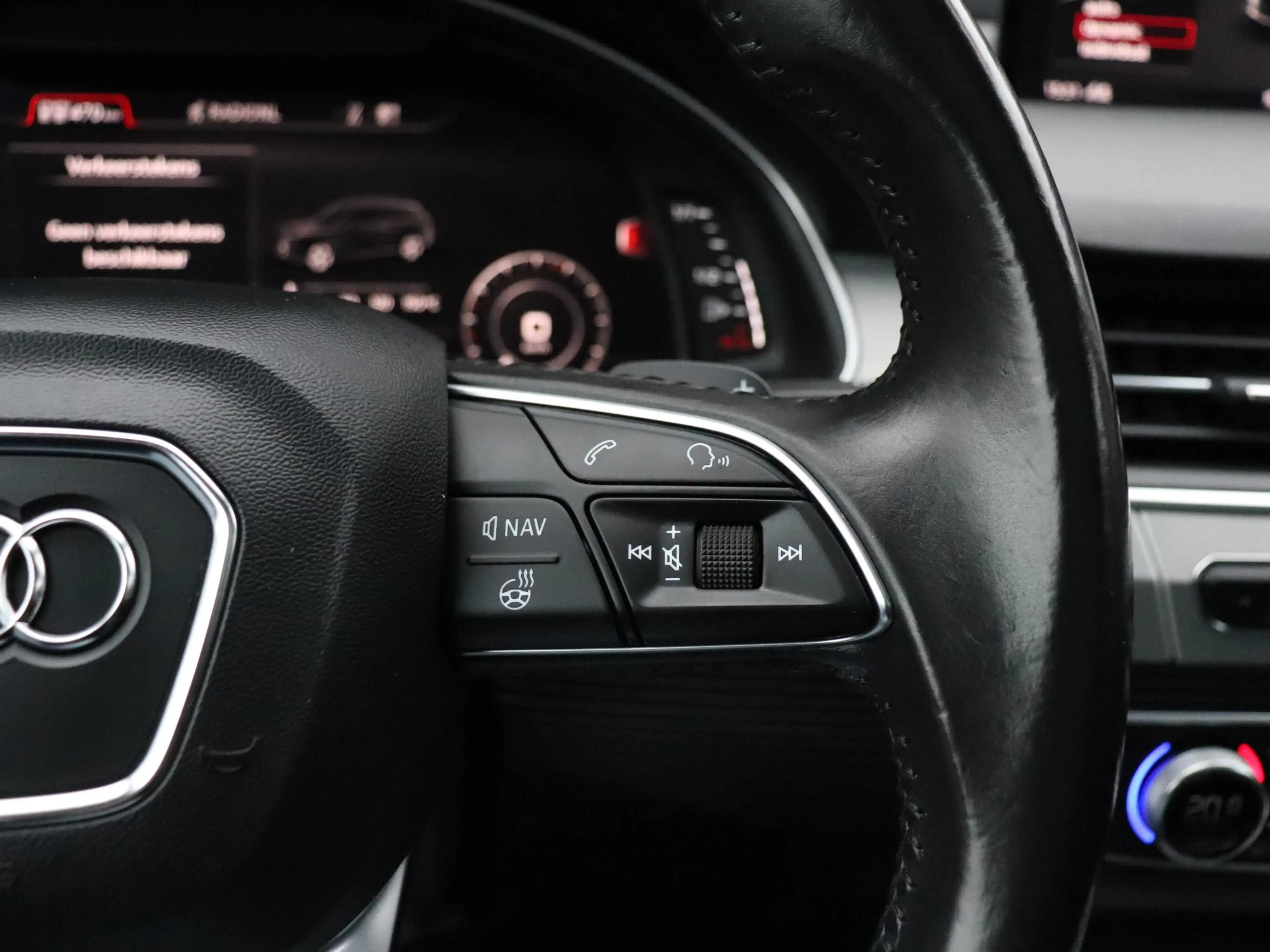 Audi Q7 e-tron 3.0 TDI quattro Premium | LEDER | MEMORY | PANO-DA — photo 26