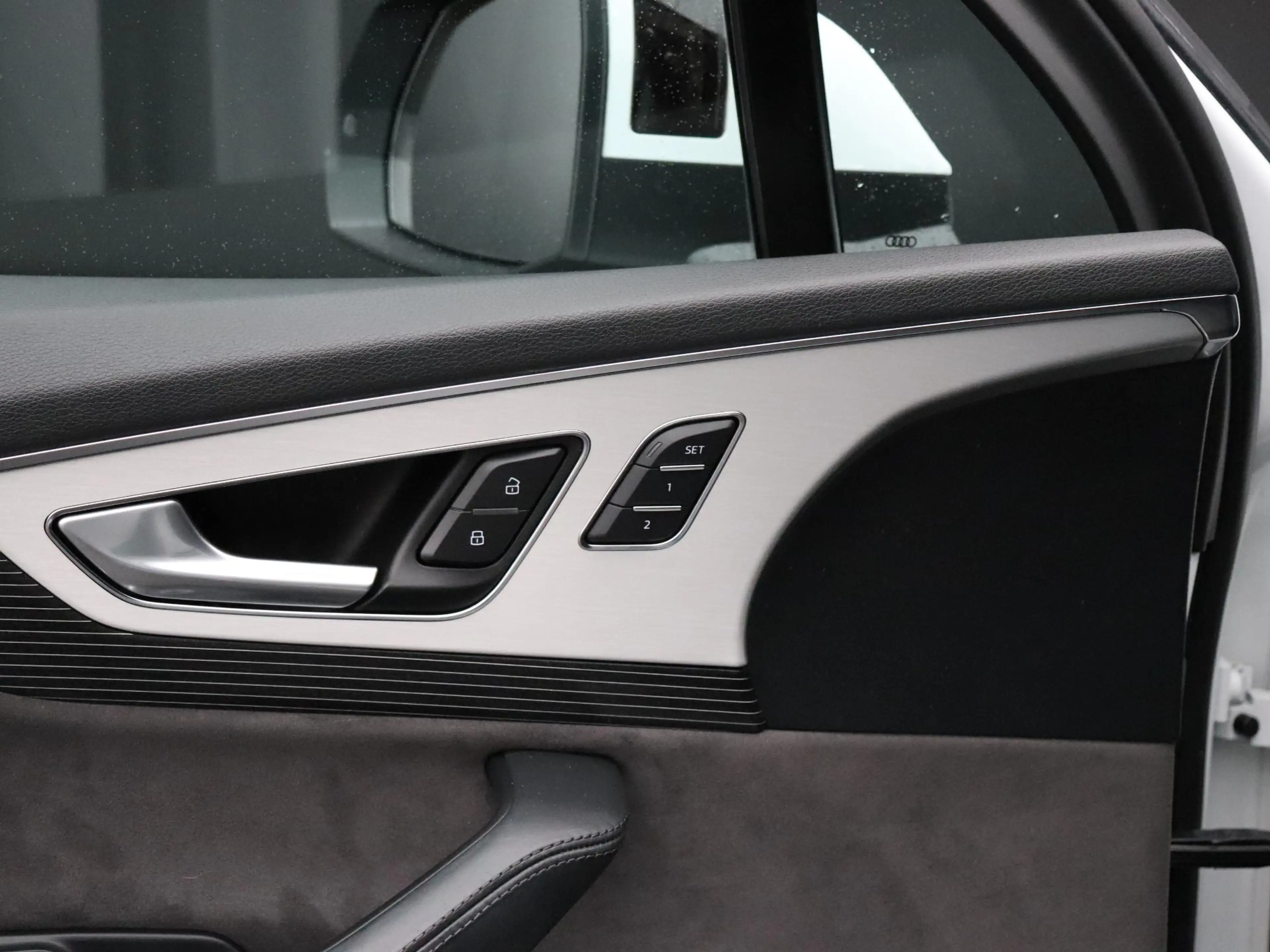 Audi Q7 e-tron 3.0 TDI quattro Premium | LEDER | MEMORY | PANO-DA — photo 20