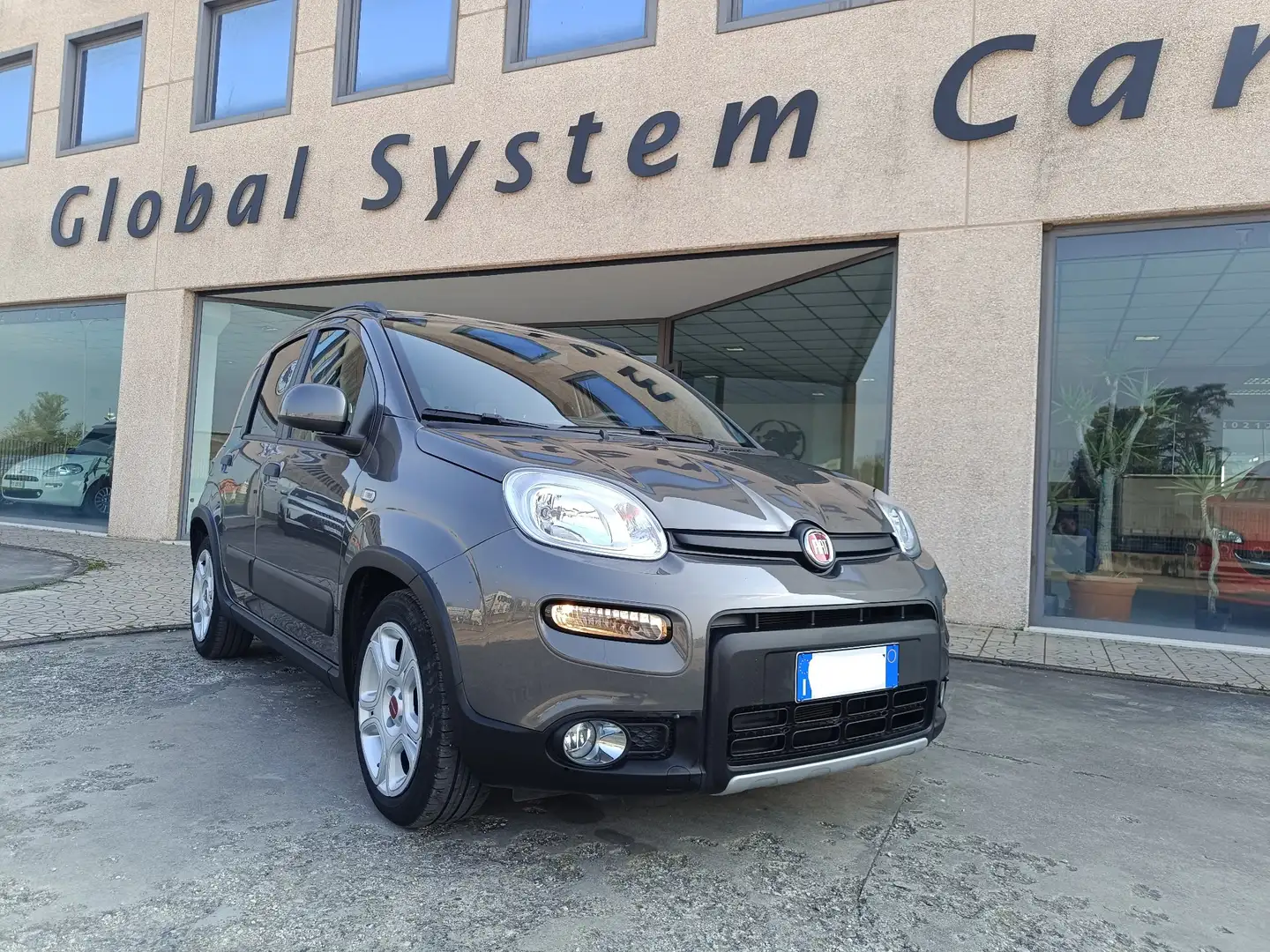 Fiat Panda 1.0 firefly hybrid City Life s&s 70cv 5p.ti Gris - 1