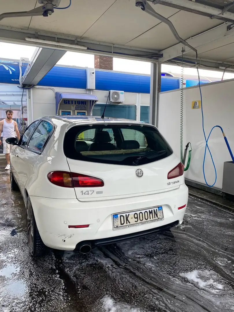Alfa Romeo 147 5p 1.6 ts 16v Progression c/CL 120cv - 2