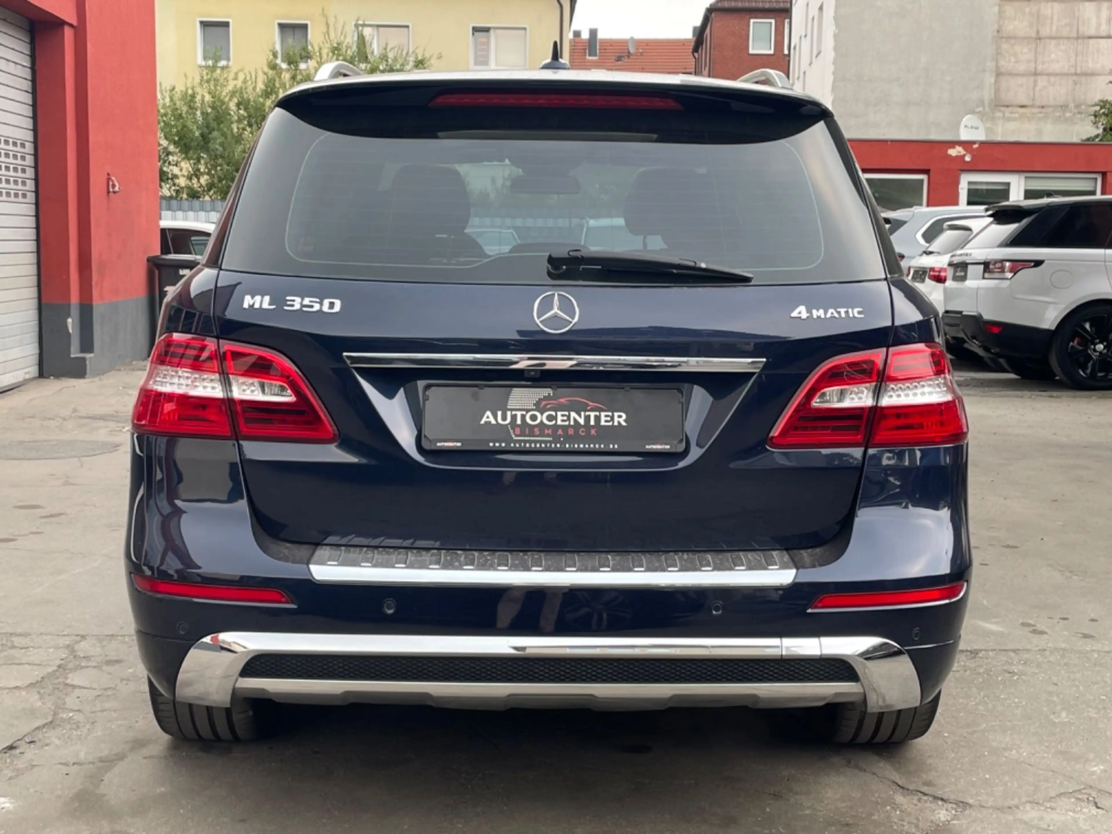 Mercedes-Benz ML 350 4Matic AMG /S-DACH/R-KAMERA/MEMORY/LEDER — photo 6