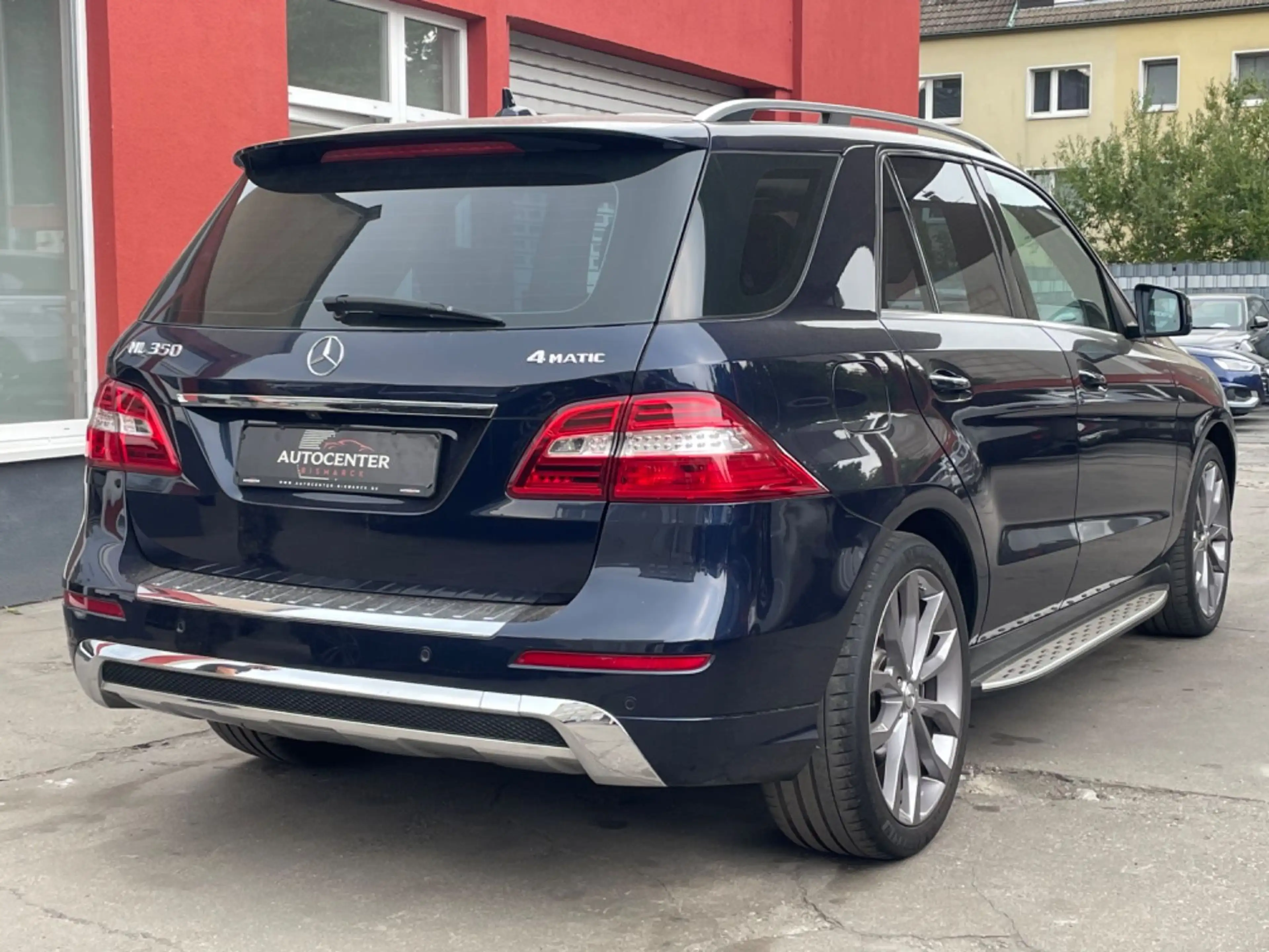 Mercedes-Benz ML 350 4Matic AMG /S-DACH/R-KAMERA/MEMORY/LEDER — photo 5