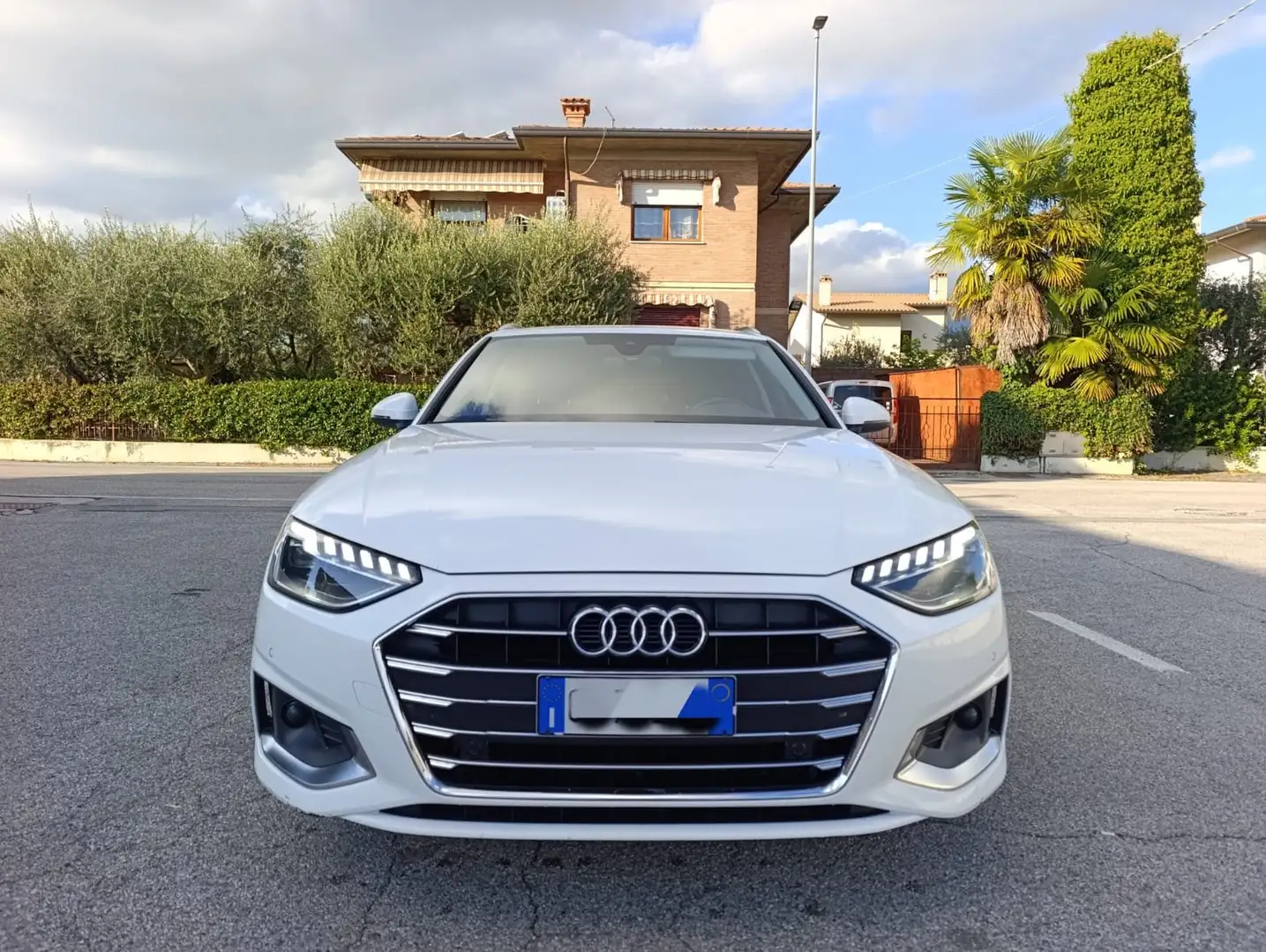 Audi A4 A4 Avant 30 2.0 tdi mhev Business 136cv s-tronic Bianco - 2