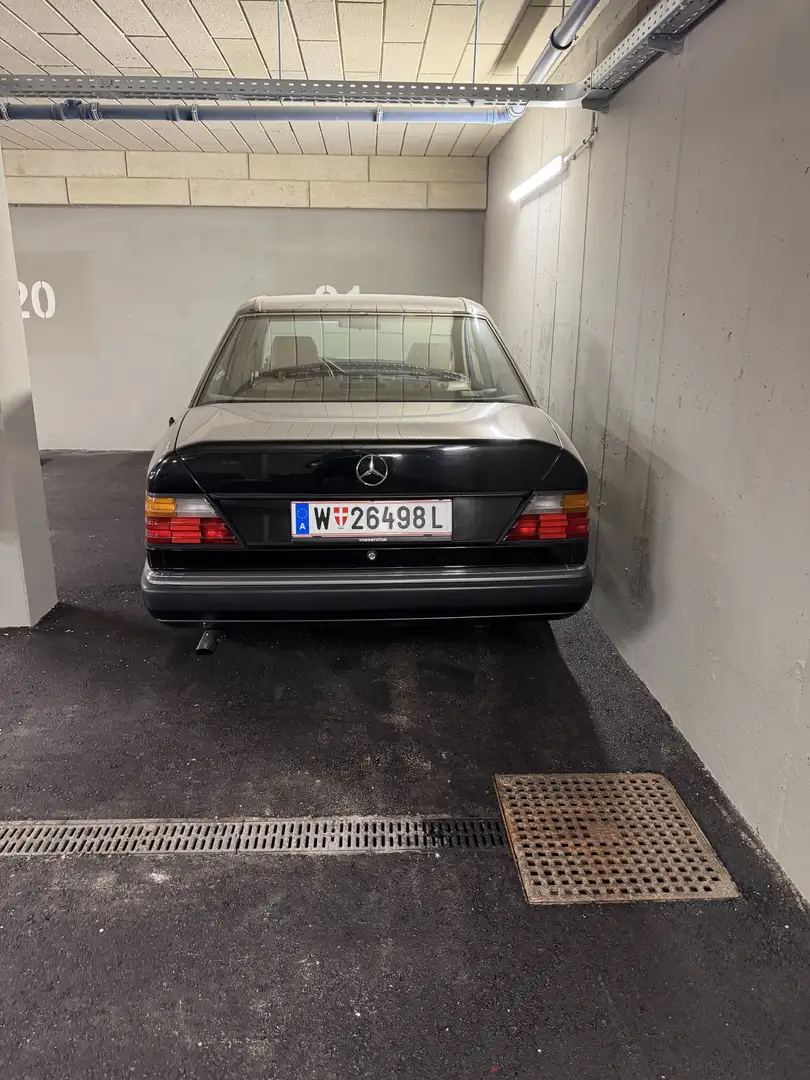 Mercedes-Benz 200 E 200 - 2