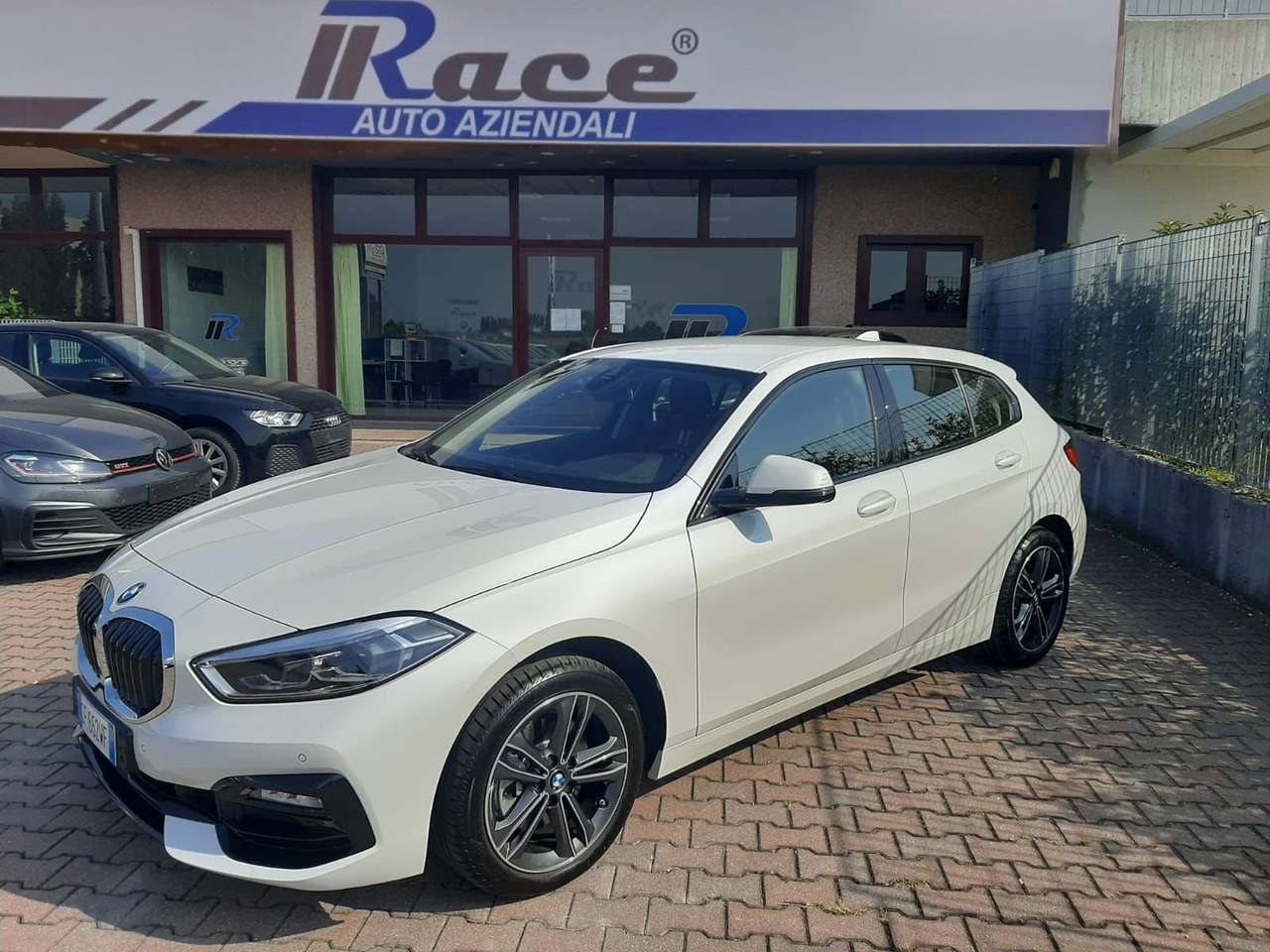 BMW 118 i Sport Line LED NAVI VARI COLORI E ALLESTIMENTI