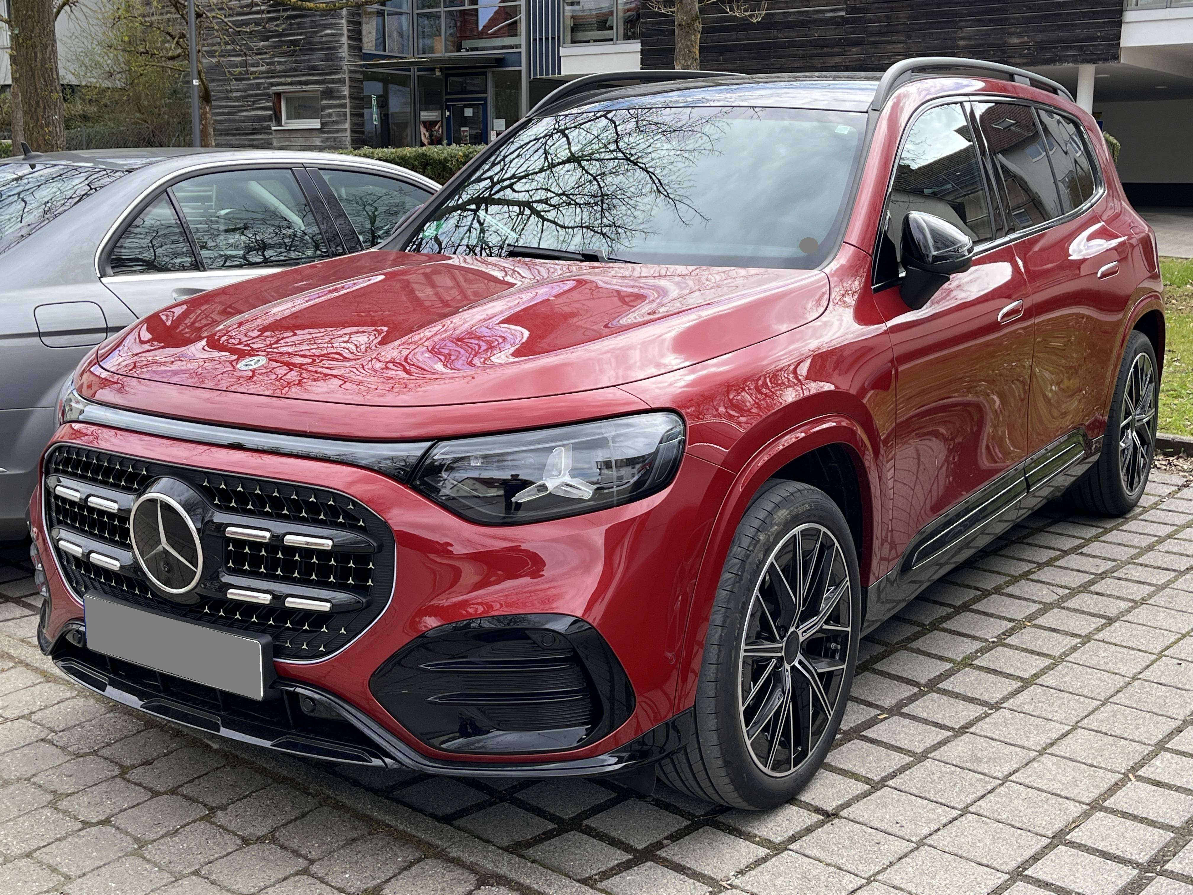 Second hand Mercedes Benz Glb-Class 250