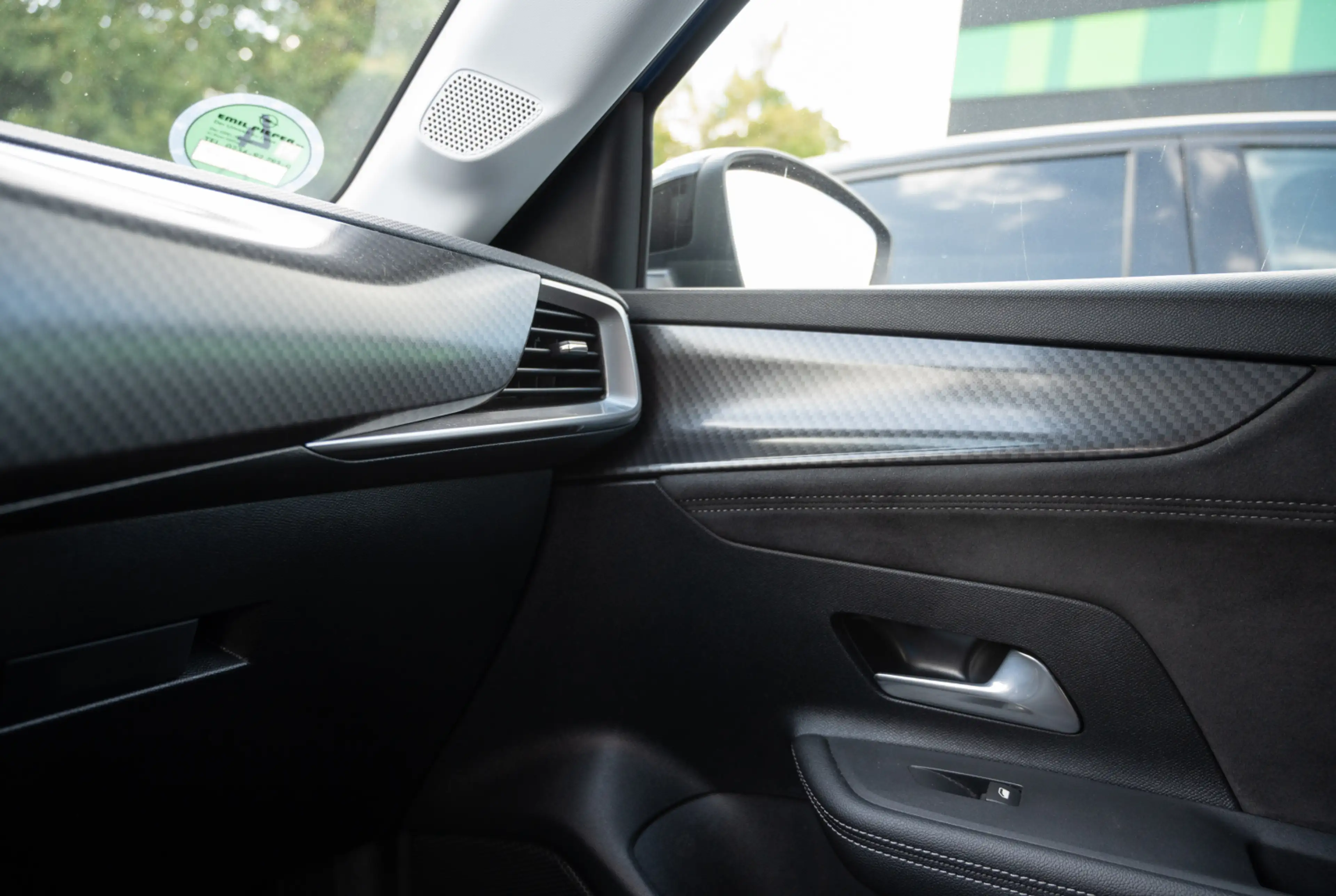 Opel Mokka Ultimate 1.2 Turbo *MIRRORSCREEN*180°KAMERA*PDC* — photo 10