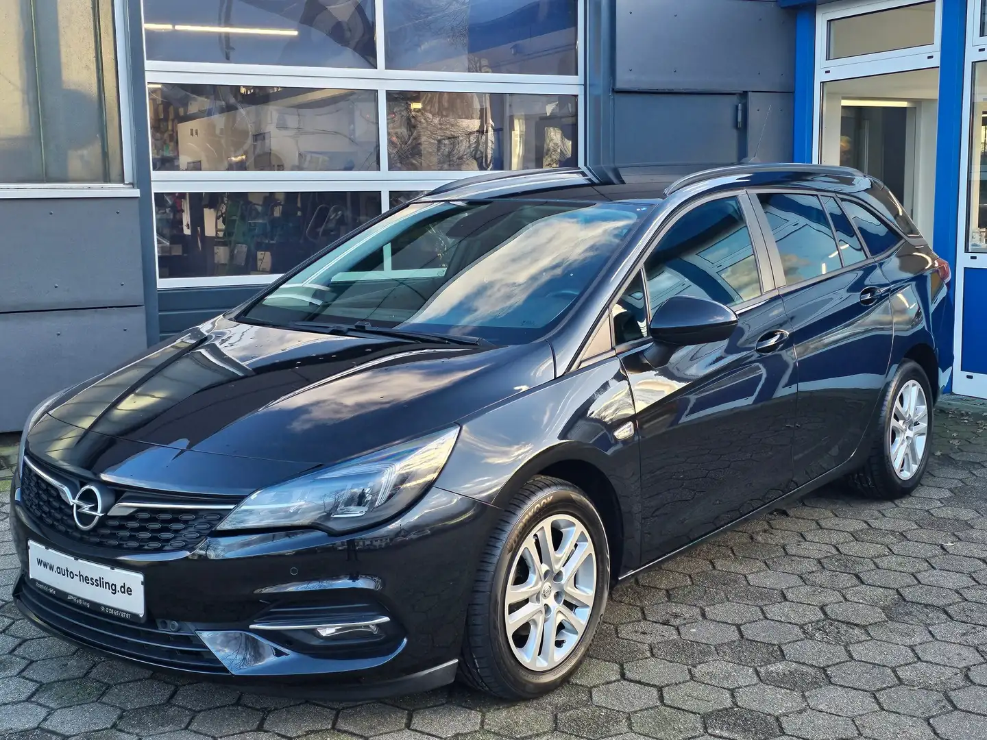 Opel Astra Business Start/Stop LED AUTOMATIK Black - 1