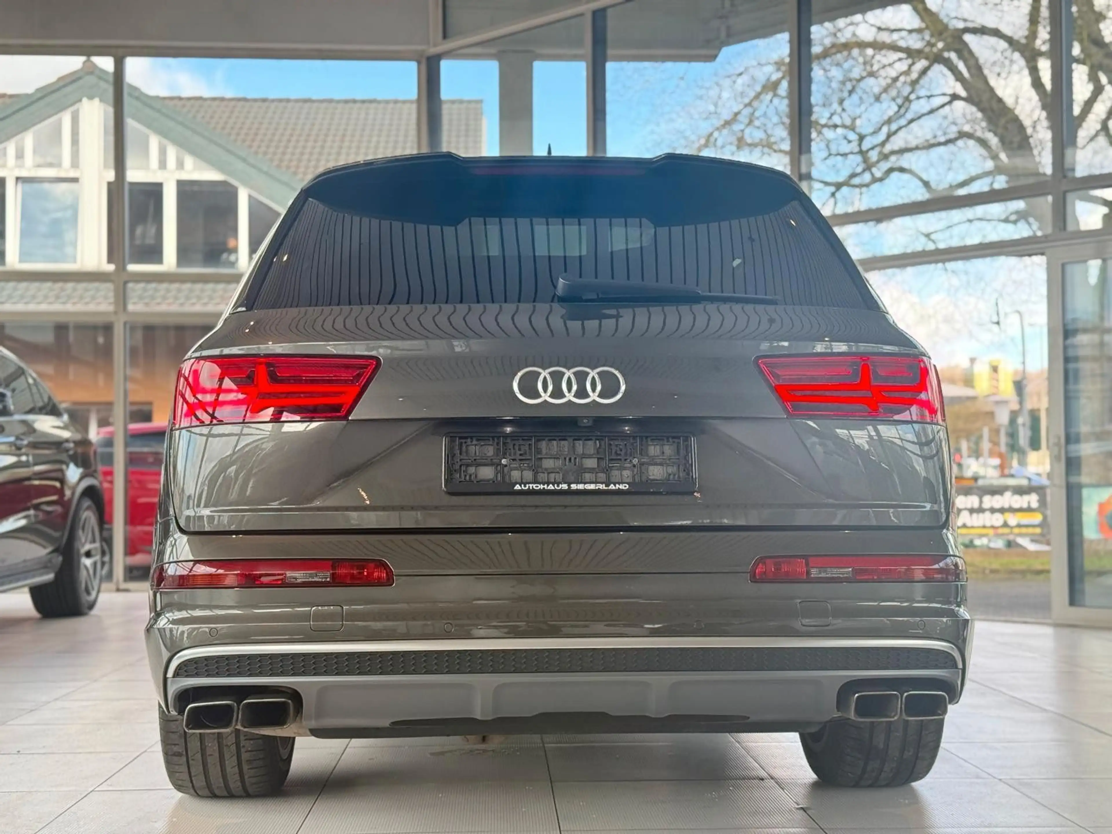 Audi SQ7 4.0 TDI quattro/VOLLAUSTATTUNG/HEADUP/STANDH — photo 6