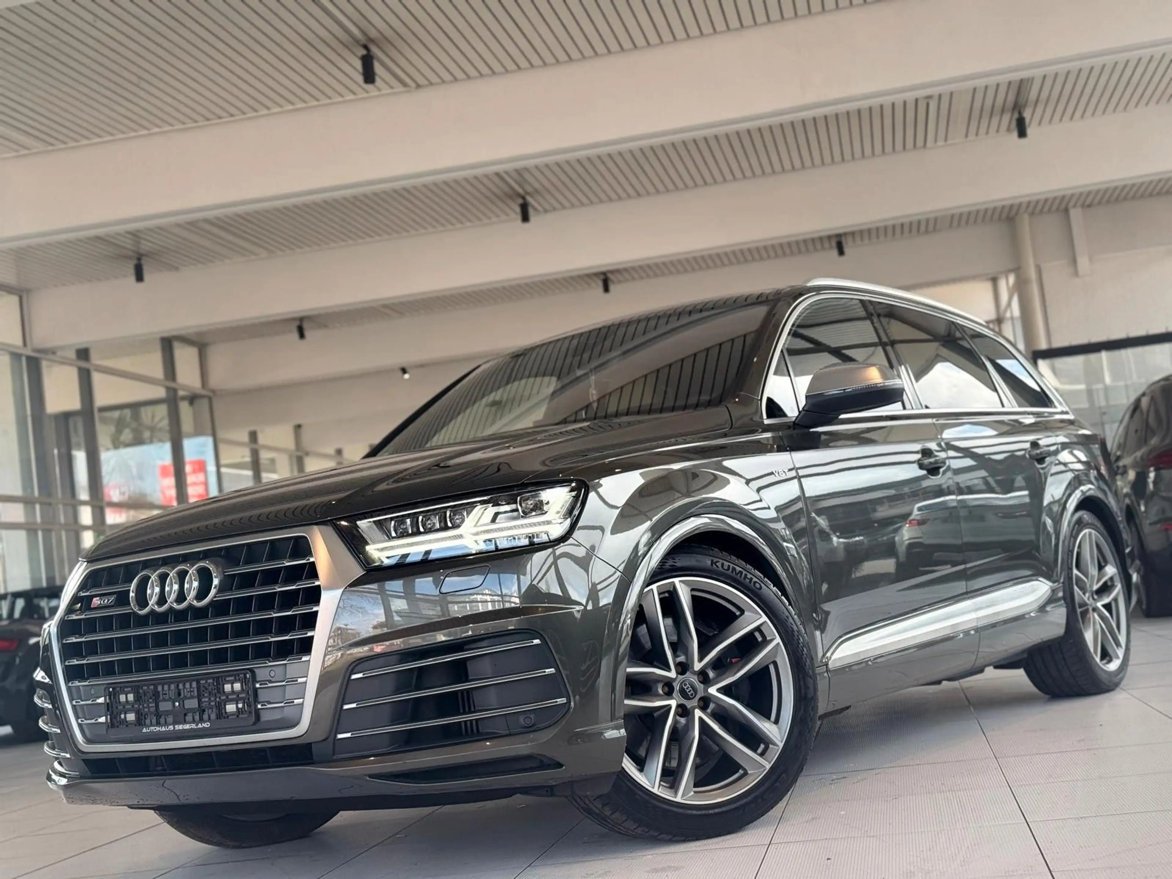 Audi SQ7 4.0 TDI quattro/VOLLAUSTATTUNG/HEADUP/STANDH