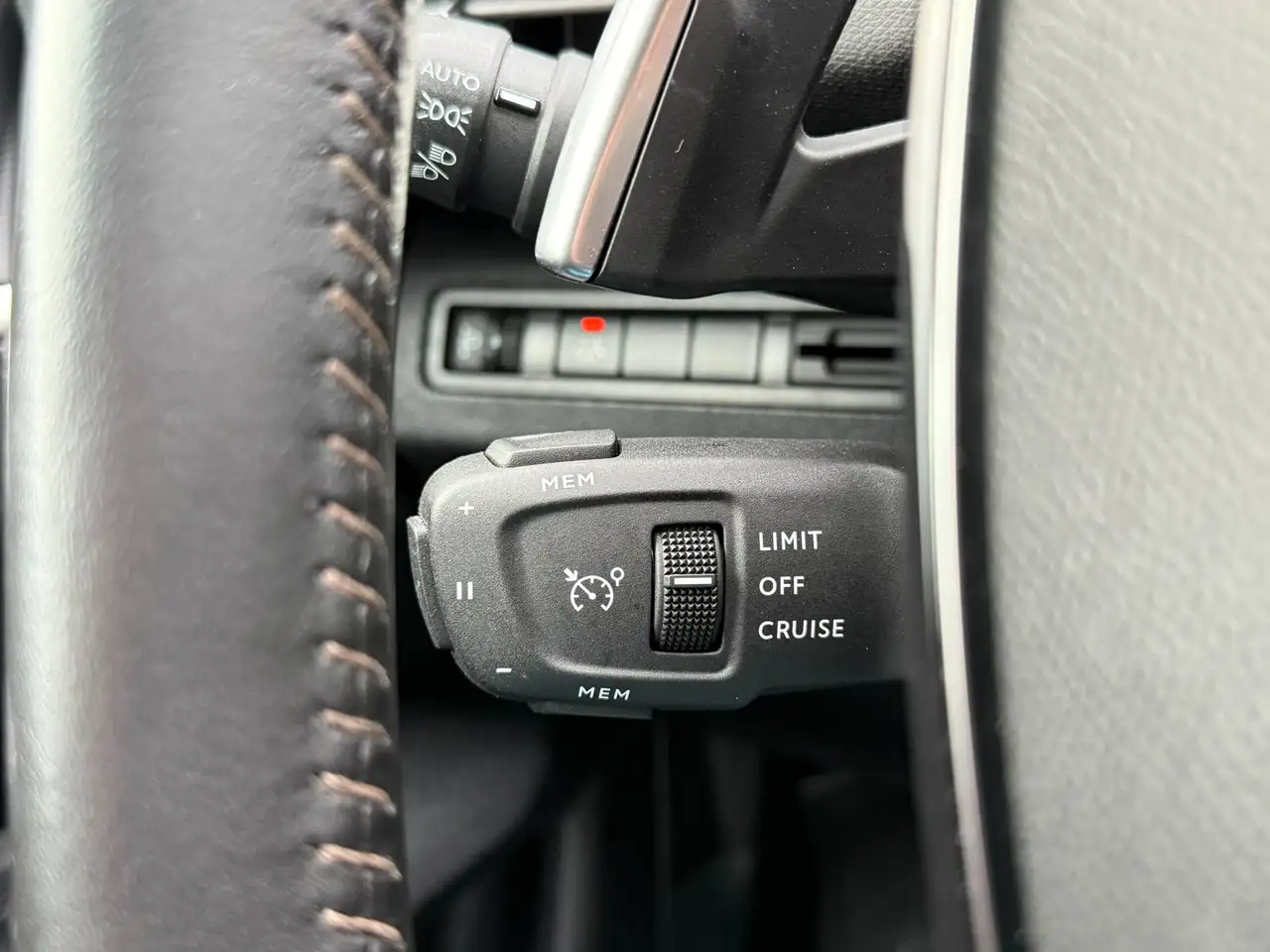 Peugeot 3008 AUTOMAAT / CARPLAY / CAMERA / AIRCO / CRUISECONTRO, миниатюра 22