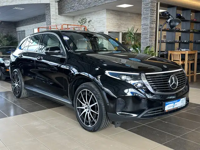 Mercedes-Benz EQC 400 4Matic*SHZ*LED*ACC*AHK*R.Cam*Navi*Leder