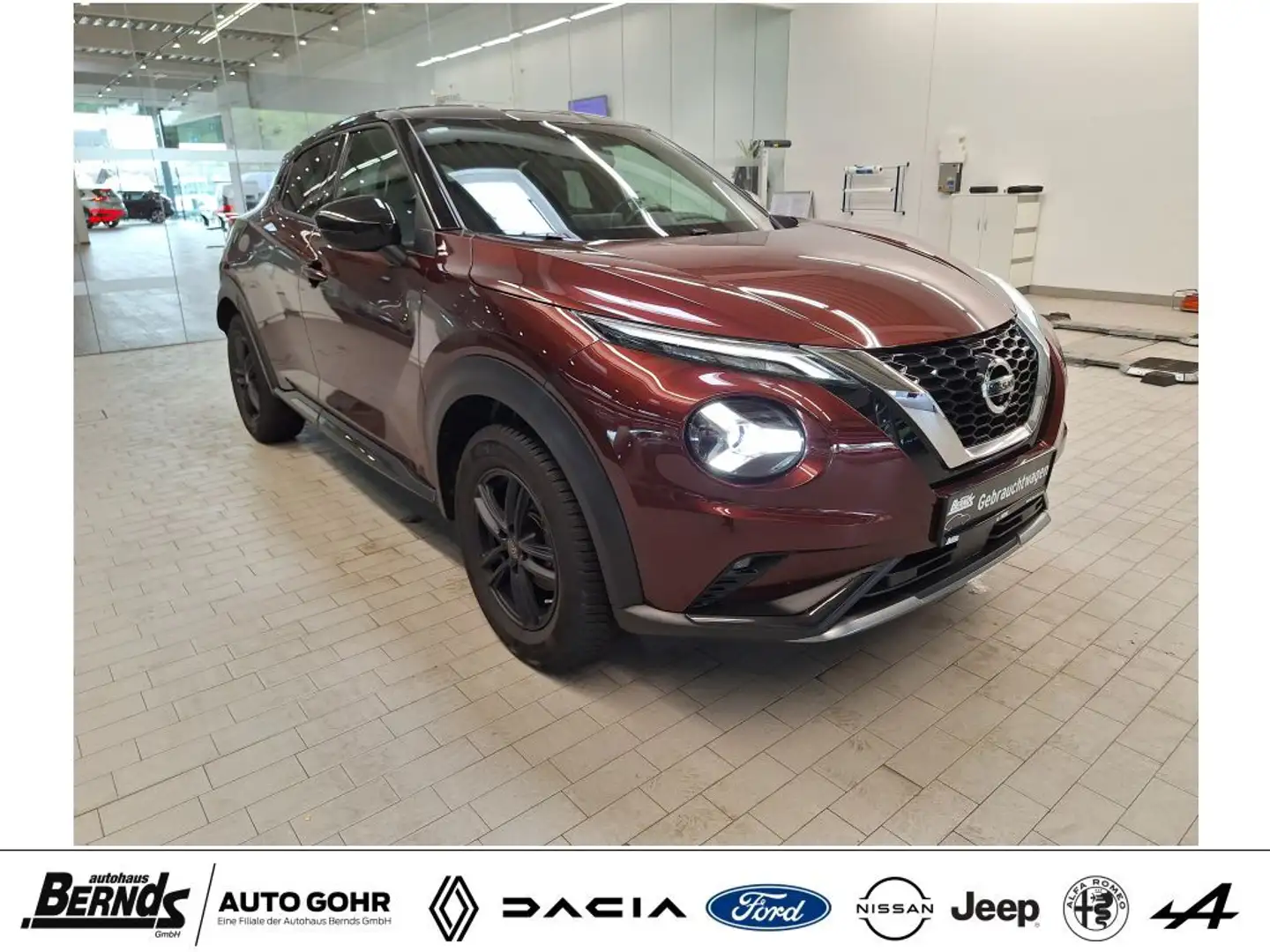 Nissan Juke 1.0 DIG-T N-Design Rojo - 2