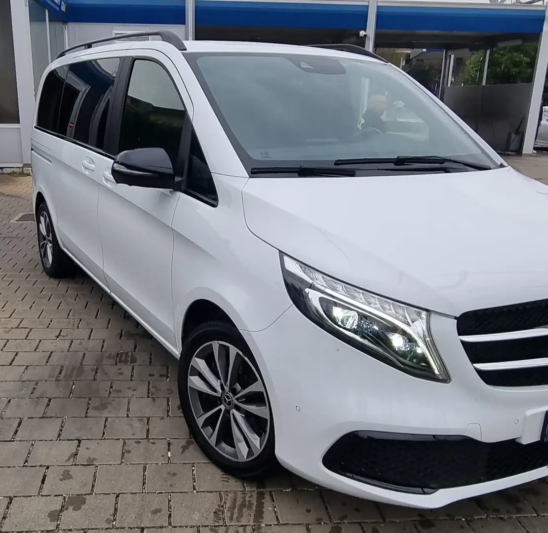 Mercedes-Benz V Compact 220 d Premium auto - 2