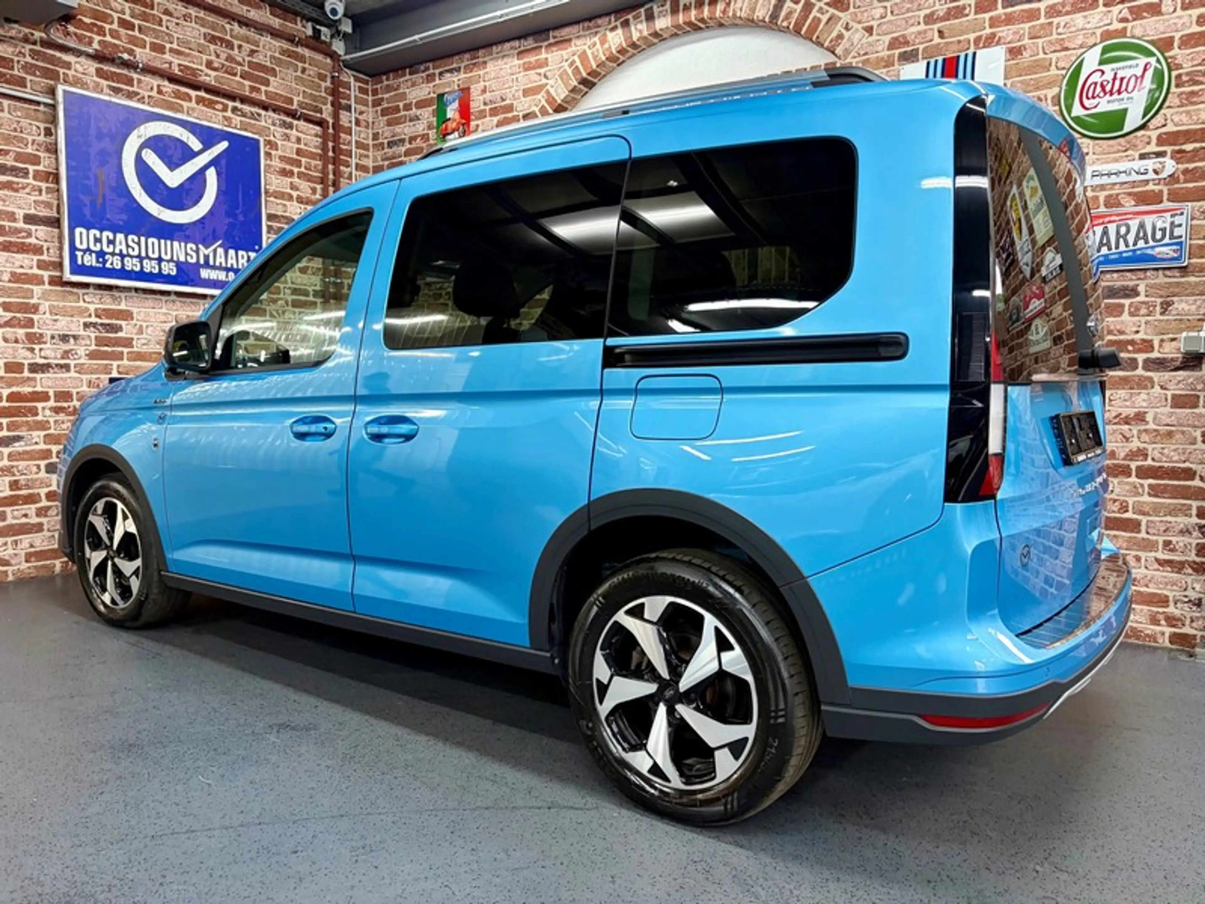 Ford Tourneo Connect Tourneo Connect 2.0 TDCi 122cv Auto ACTIVE — photo 2